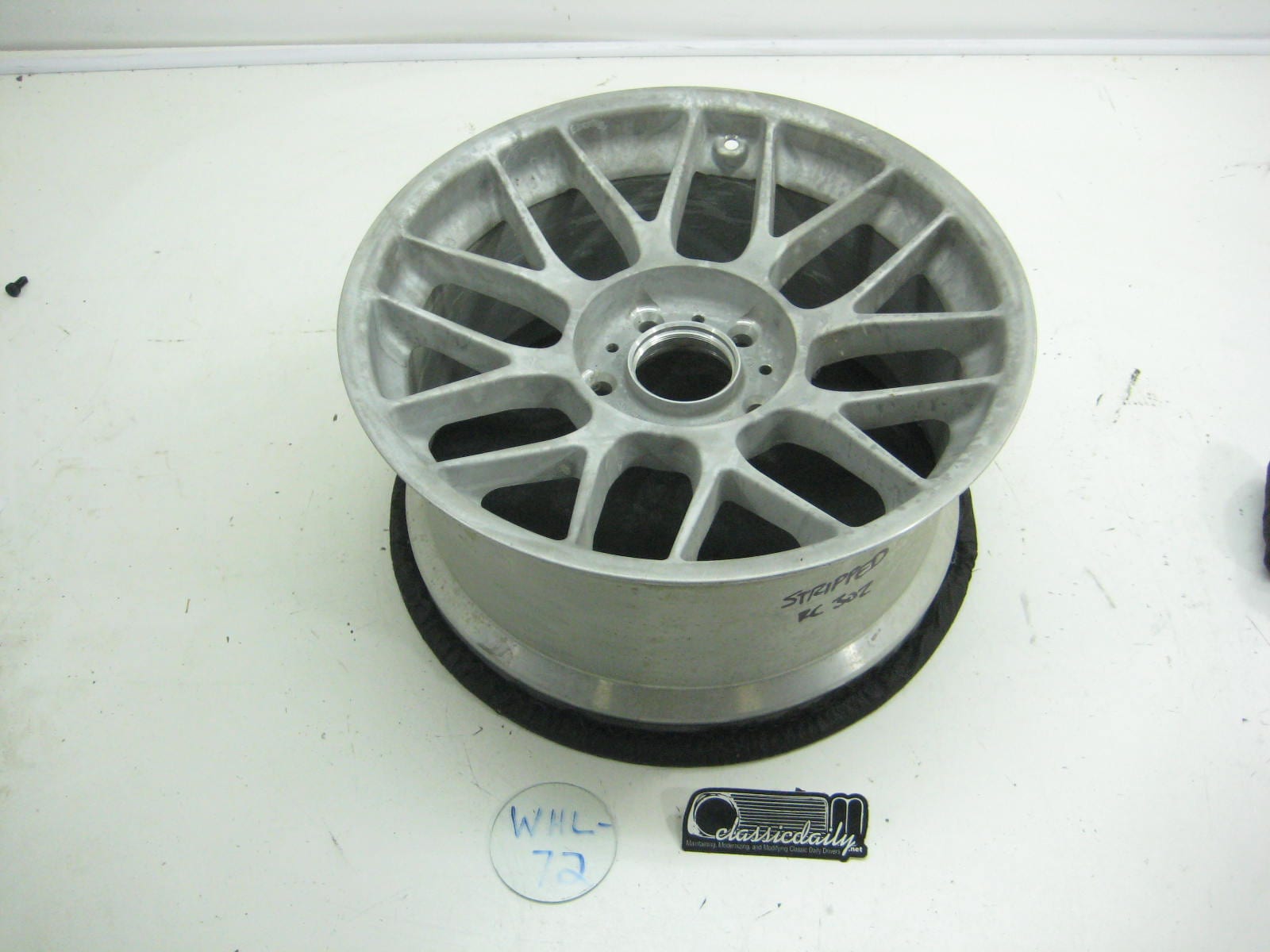 used parts stripped rc 302 8 1 2 j x 17h2 5x120