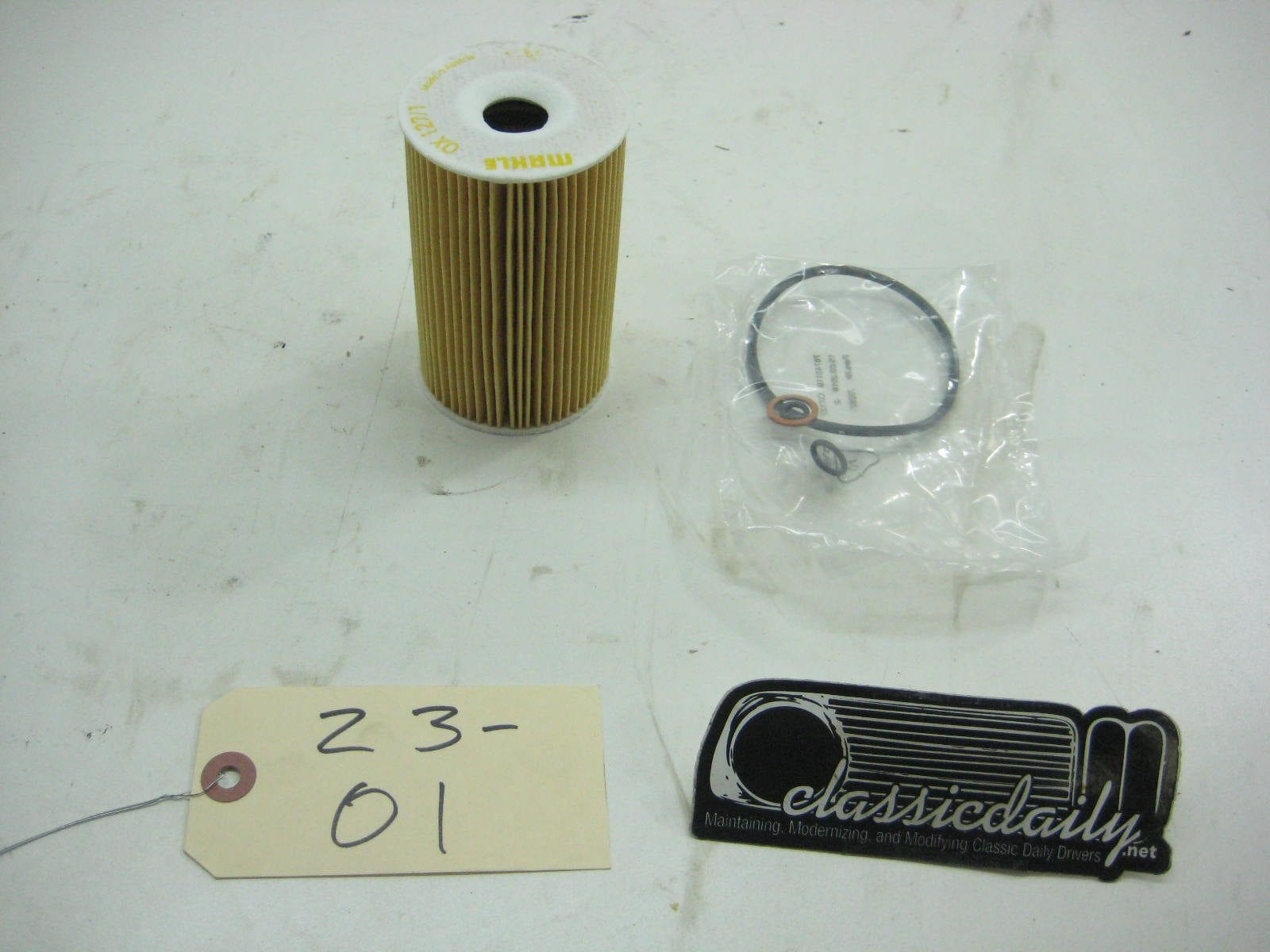 used parts 1 8l z3 oil filter ox 127 1d