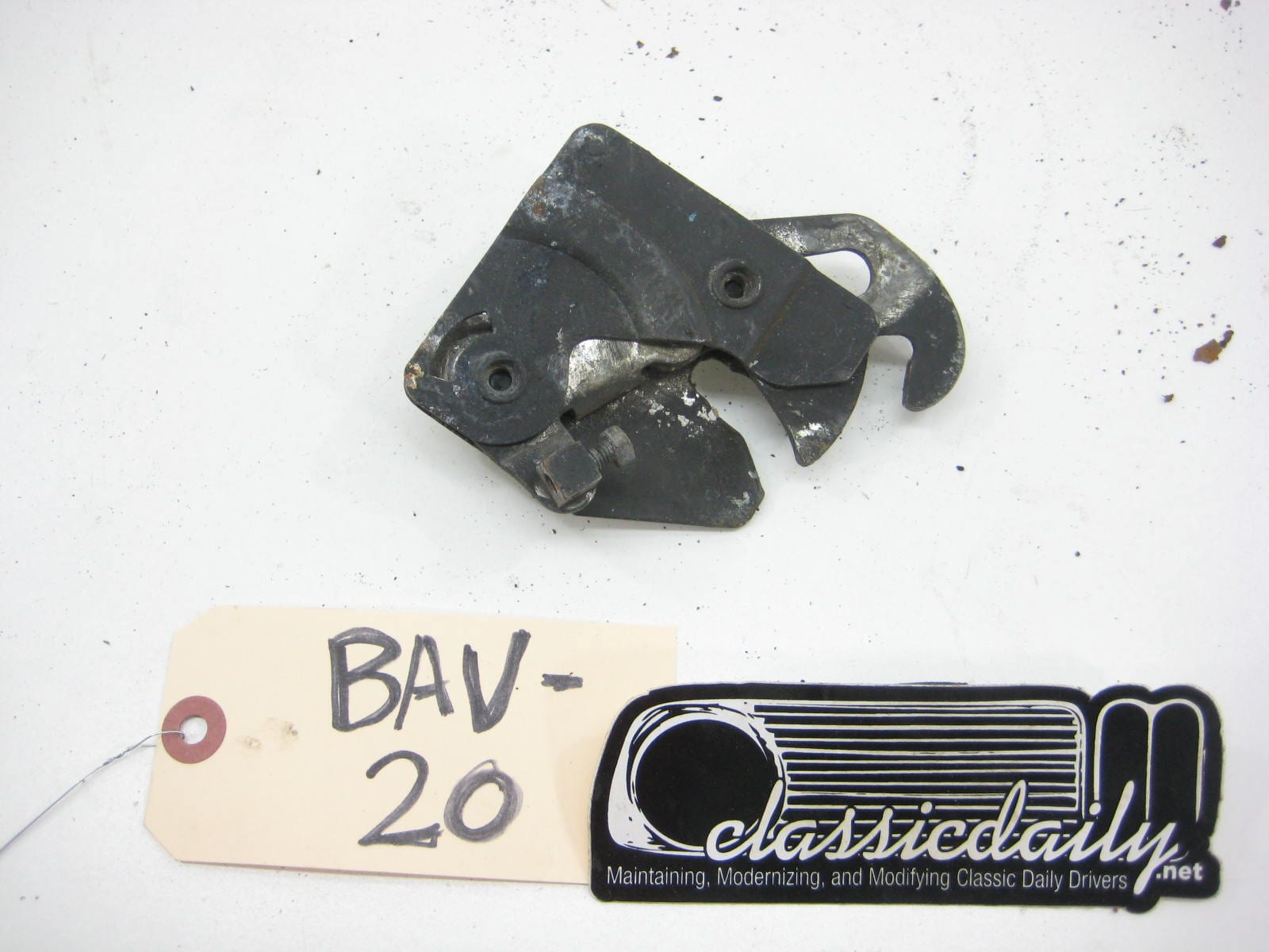 bmw e3 bavaria drivers side hood latch