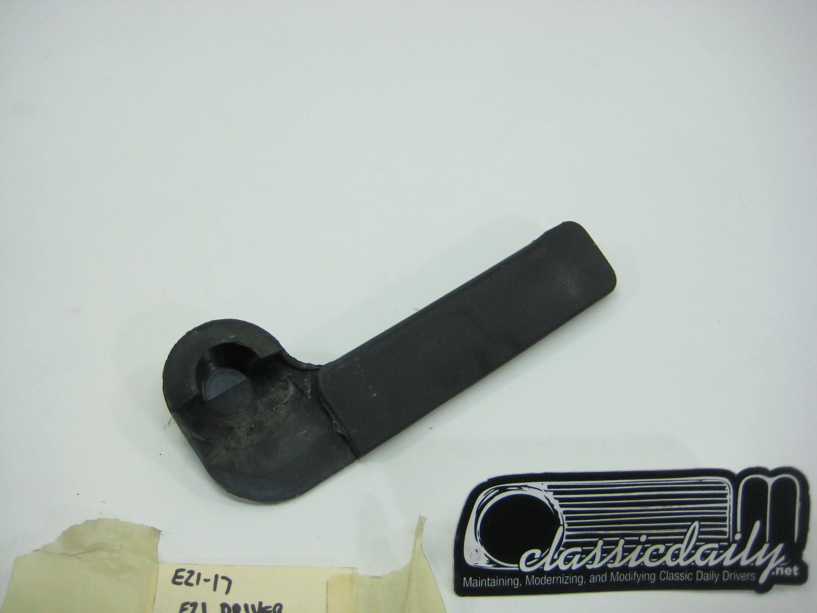 bmw e21 320i passenger side seat belt anchor cover 2
