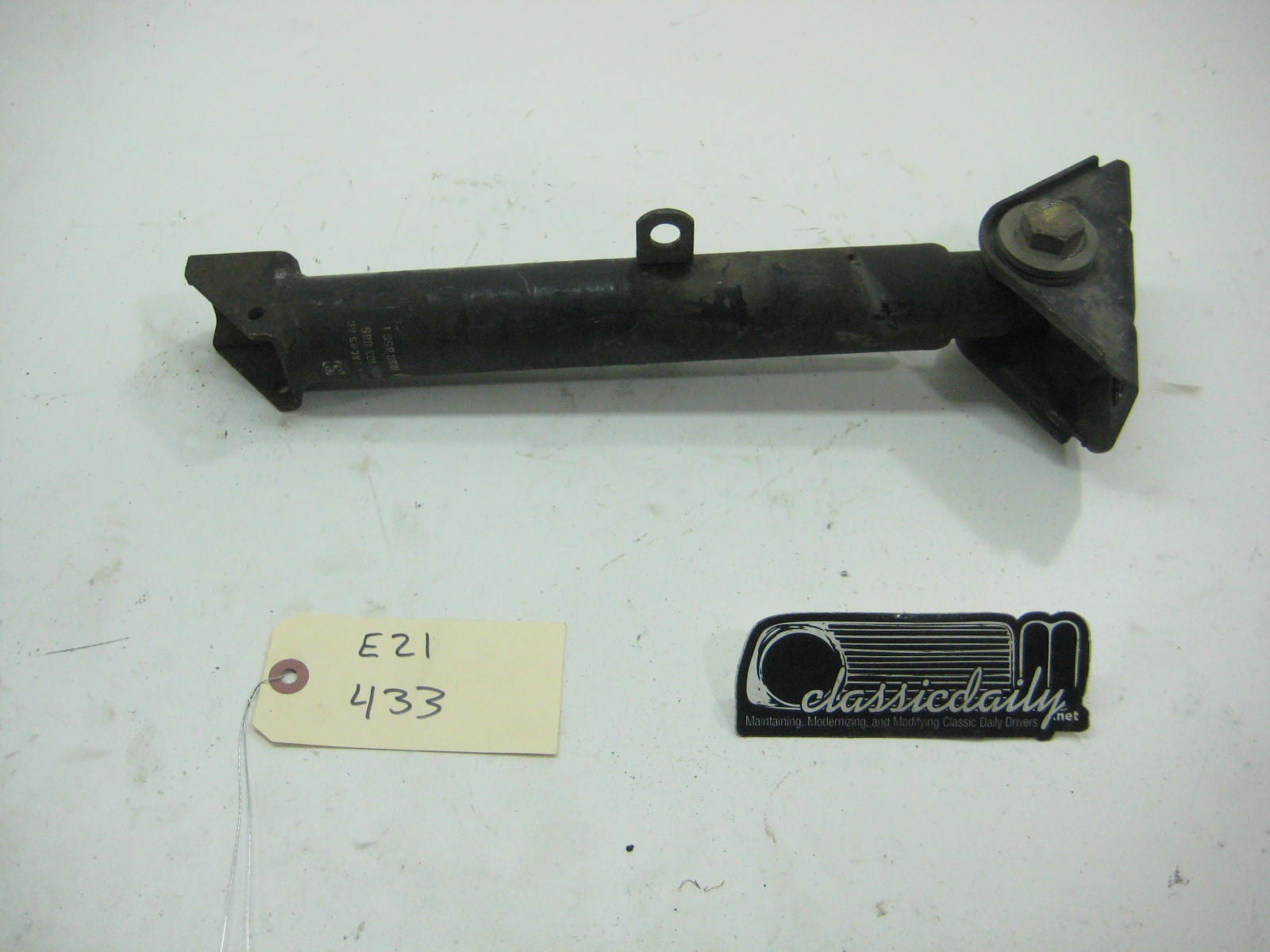 bmw e21 320 right front bumper shock