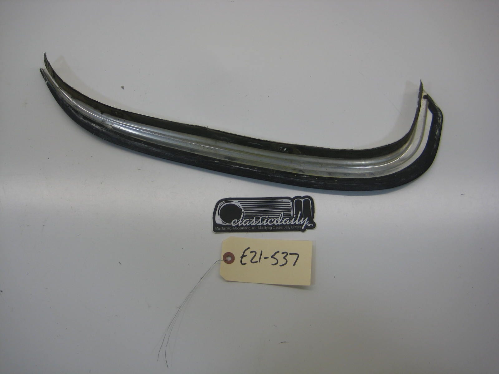 bmw e21 320 drivers left side exterior c pillar trim 2