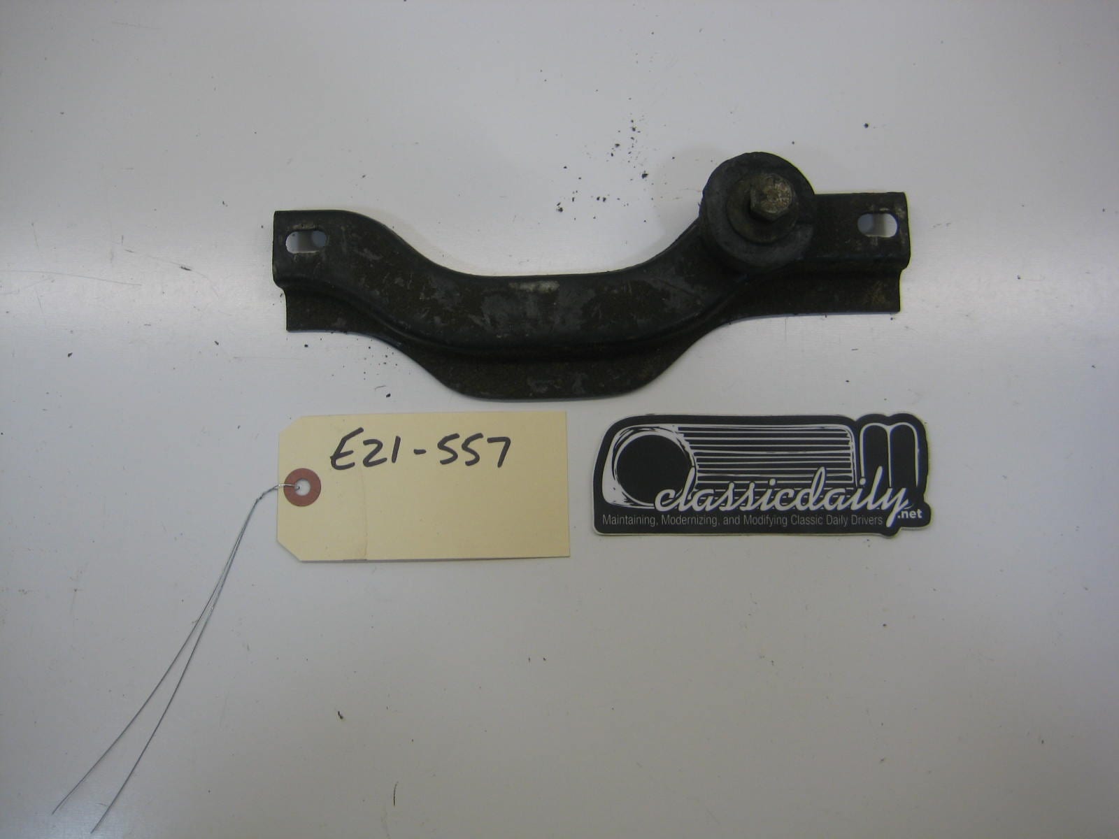bmw e21 320 323 transmission bracket