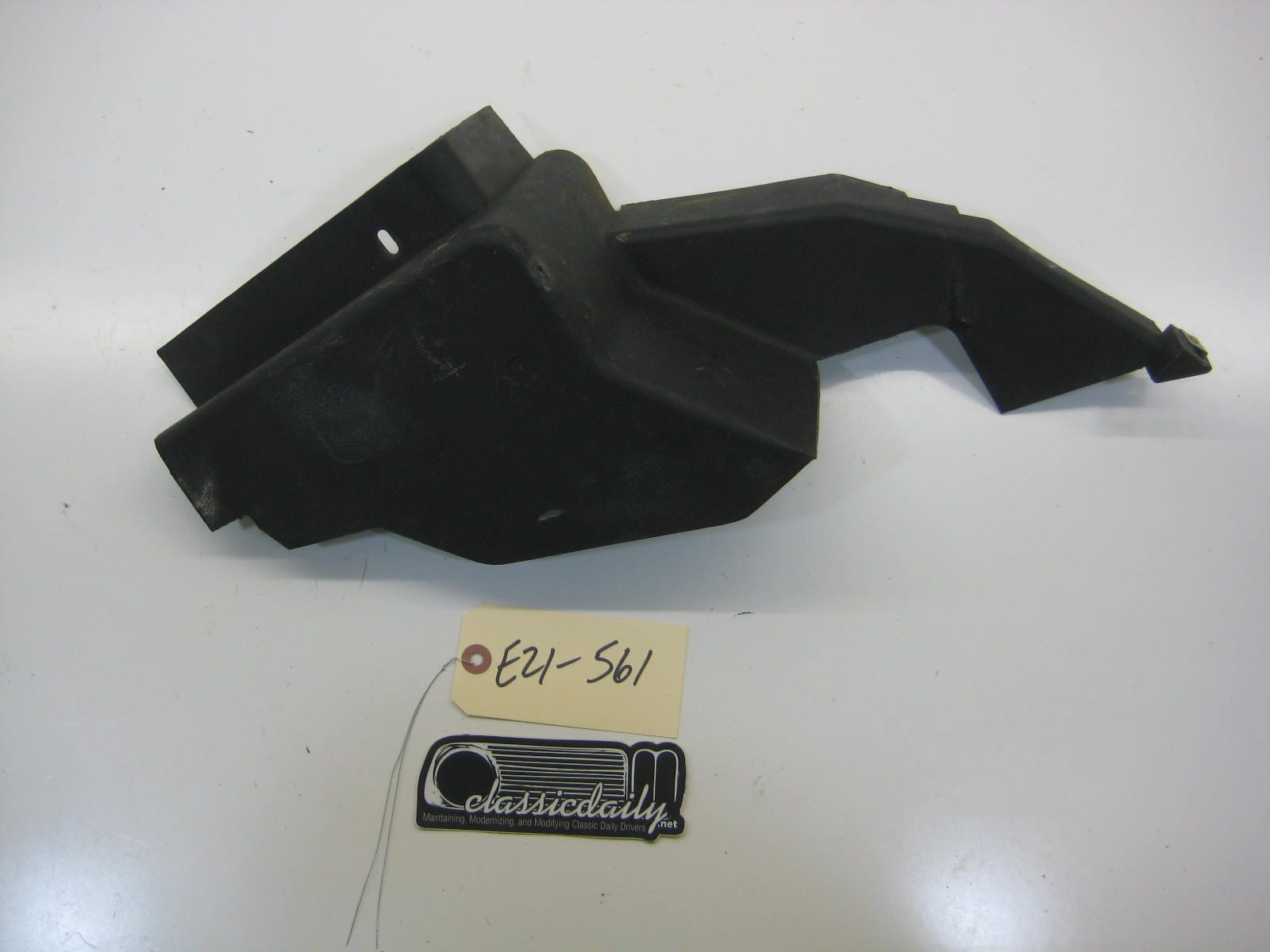 bmw e21 320 left side inside glove box cover