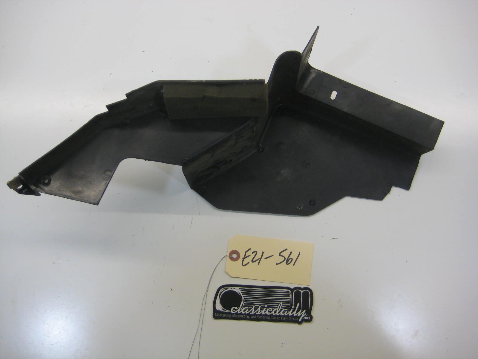bmw e21 320 left side inside glove box cover