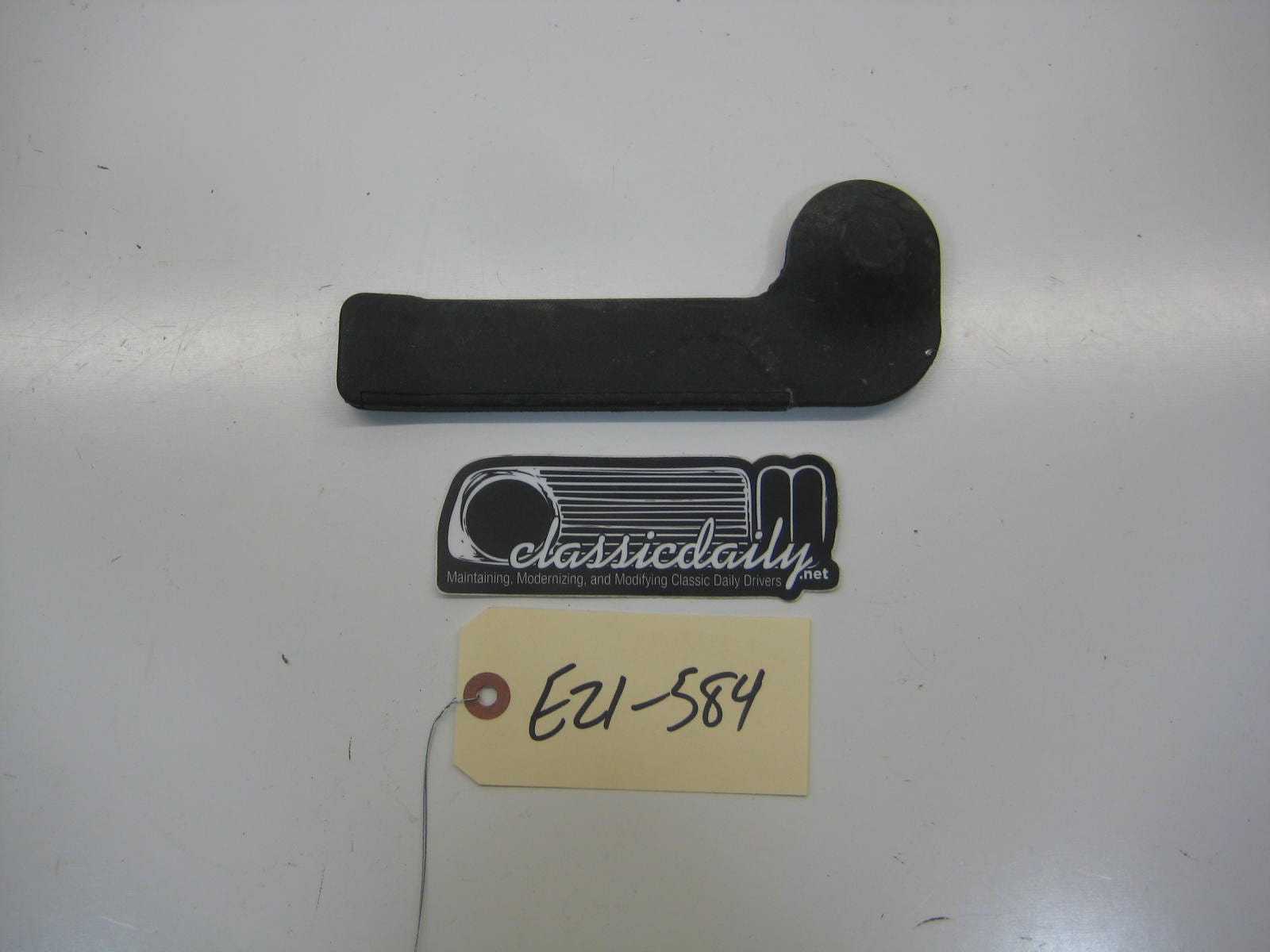 bmw e21 320 passenger side seat belt cover