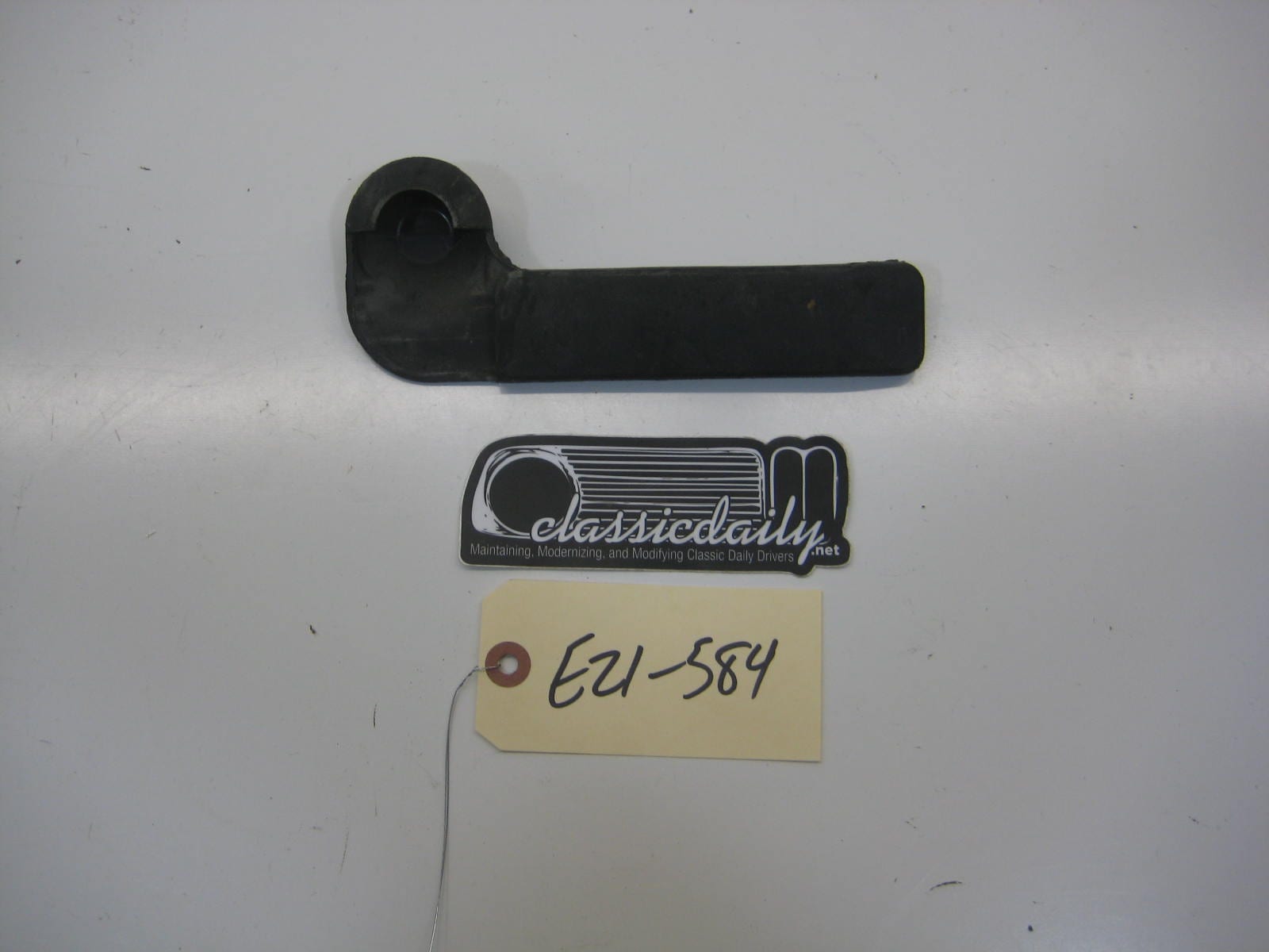 bmw e21 320 passenger side seat belt cover