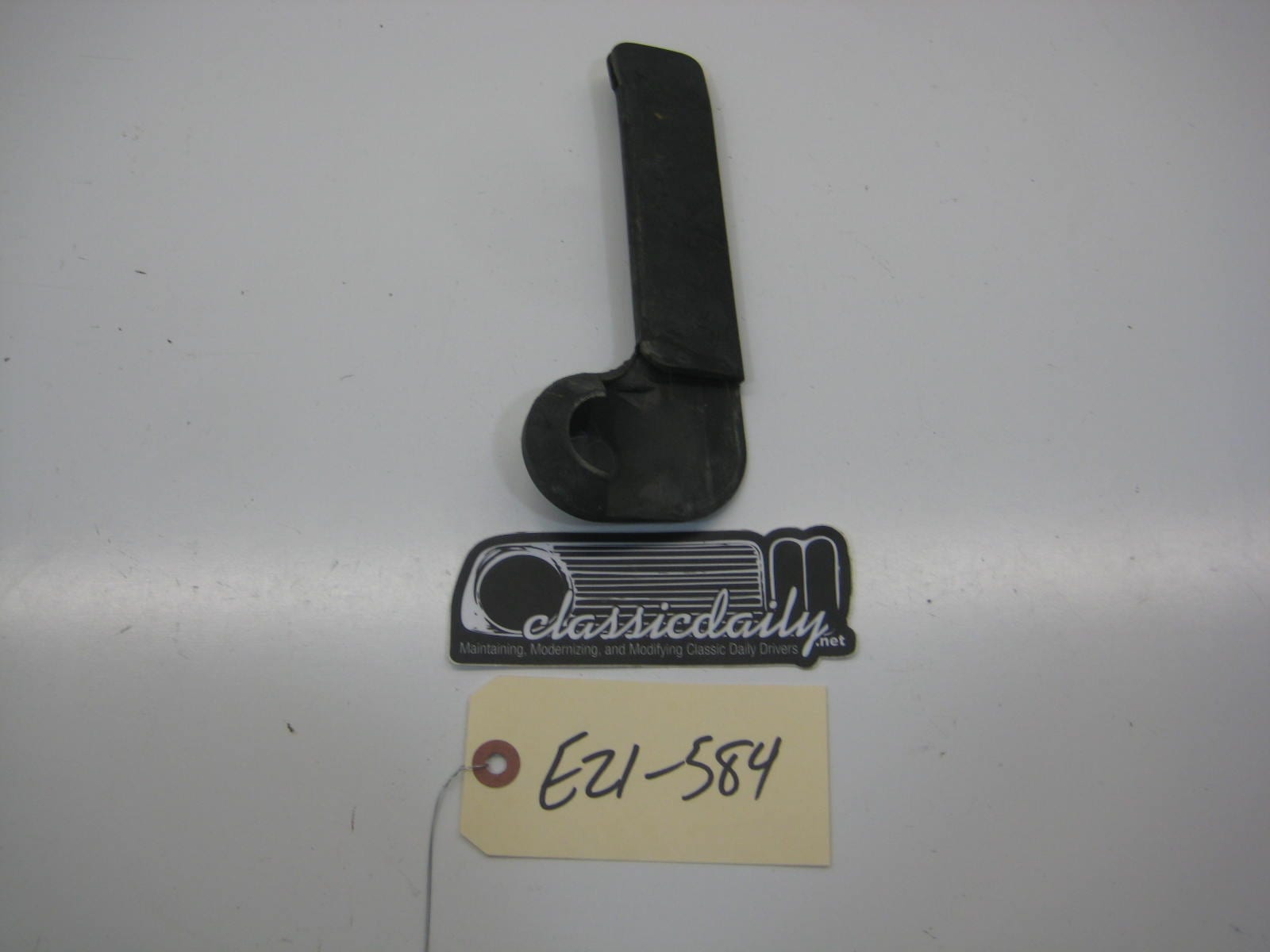 bmw e21 320 passenger side seat belt cover