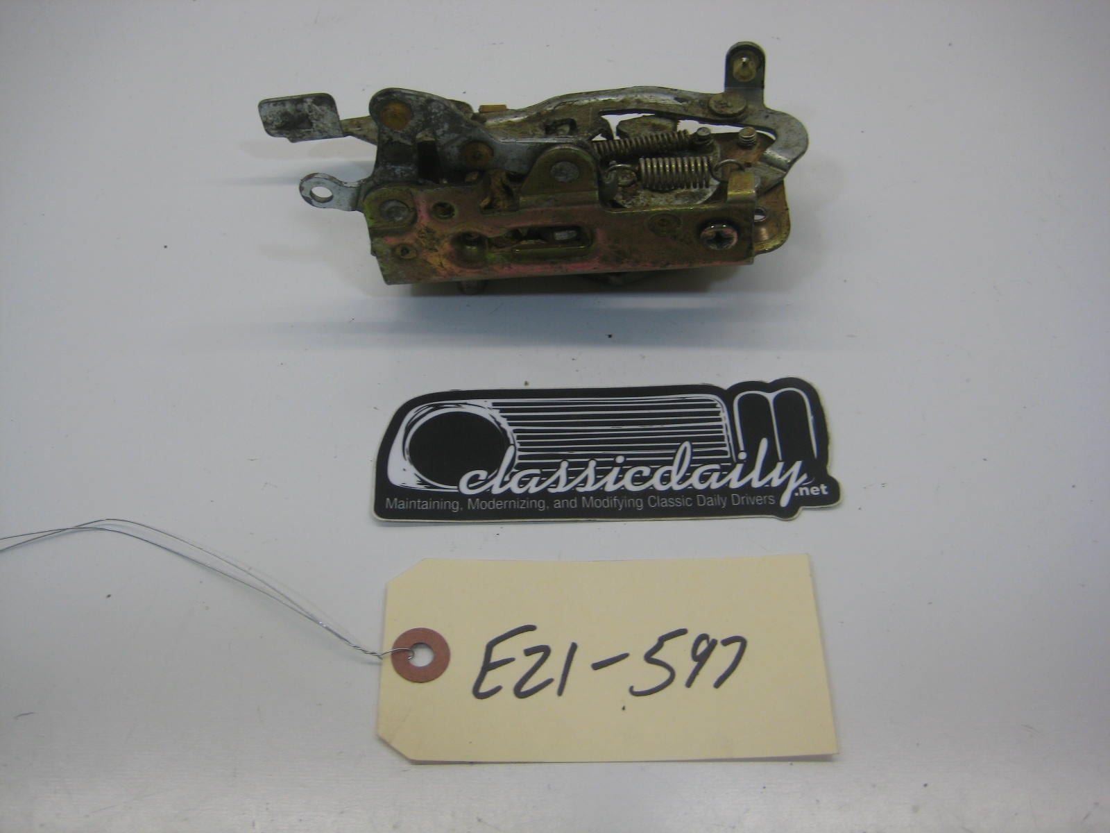 bmw e21 320 drivers side door latch mechanism assembly 2