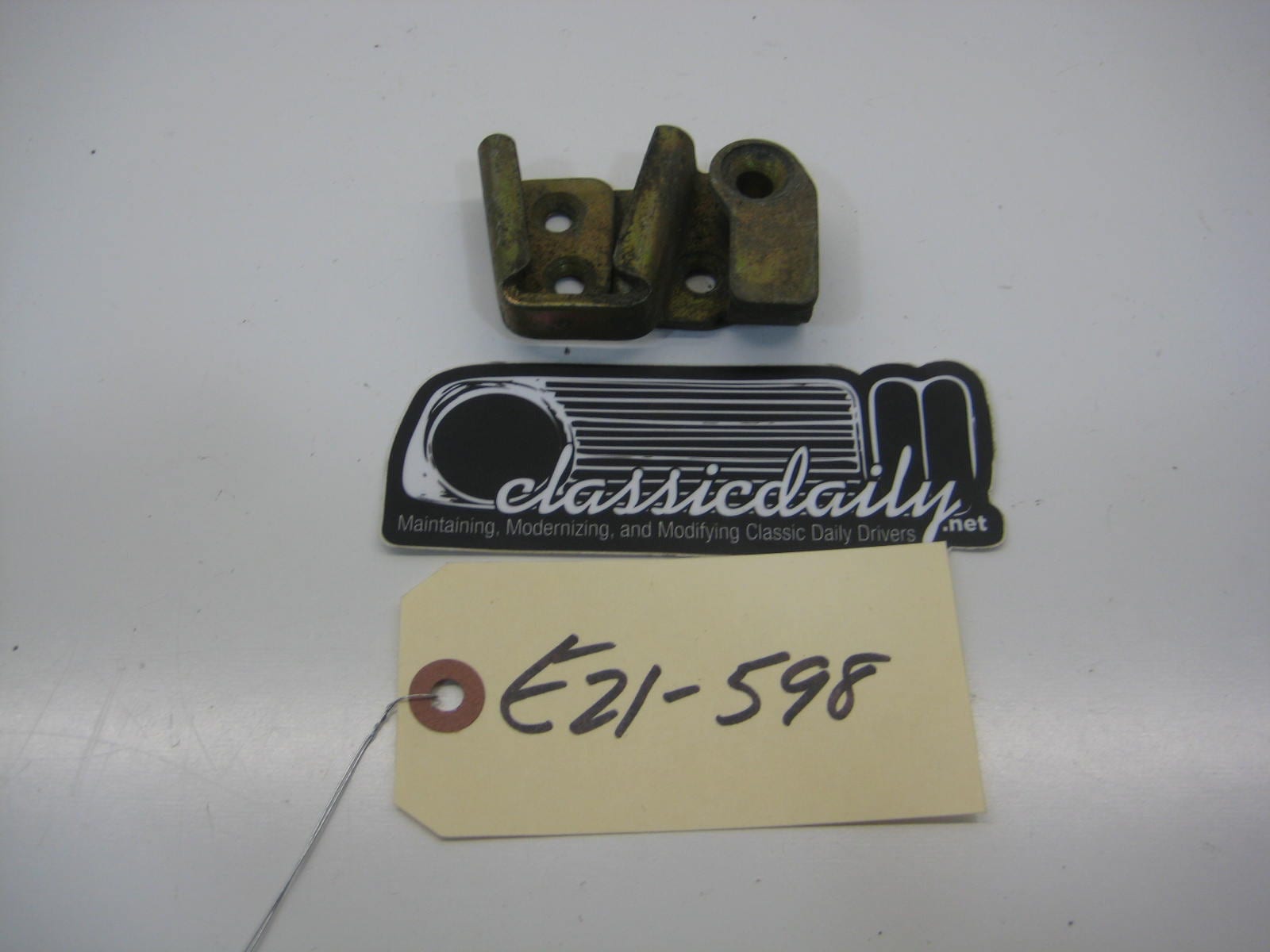 bmw e21 320 door catch 2