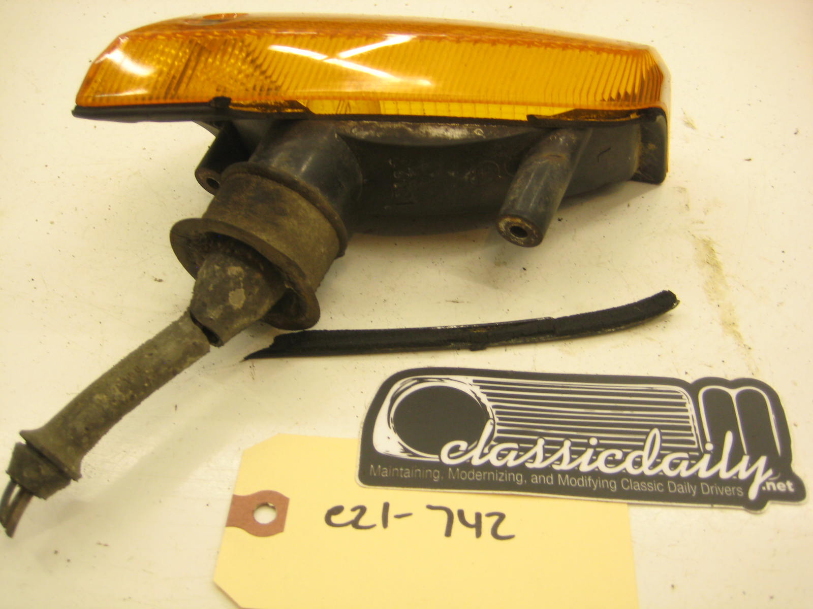 bmw e21 320 driver left front turn signal