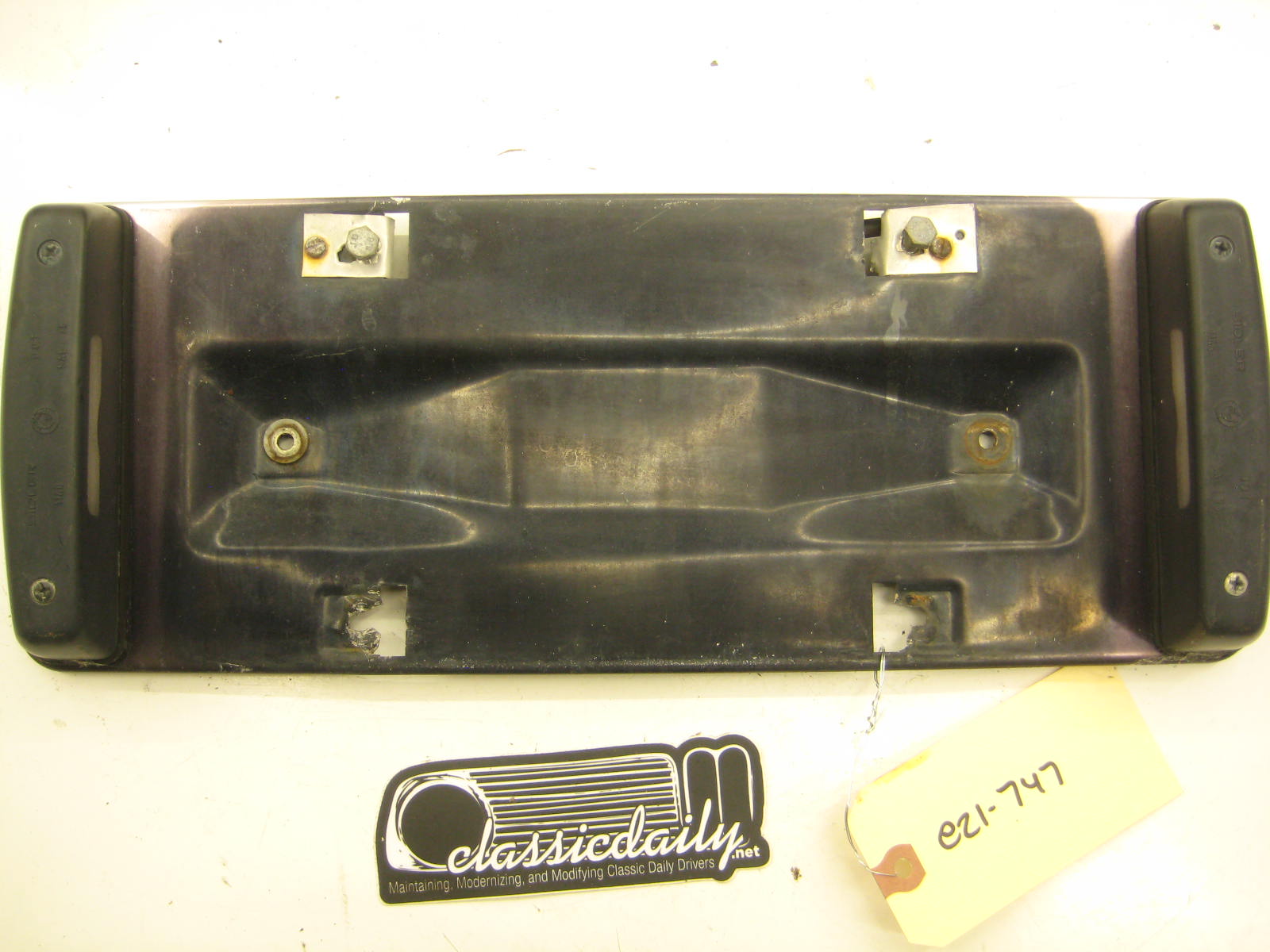 bmw e21 320 license plate mount light bracket
