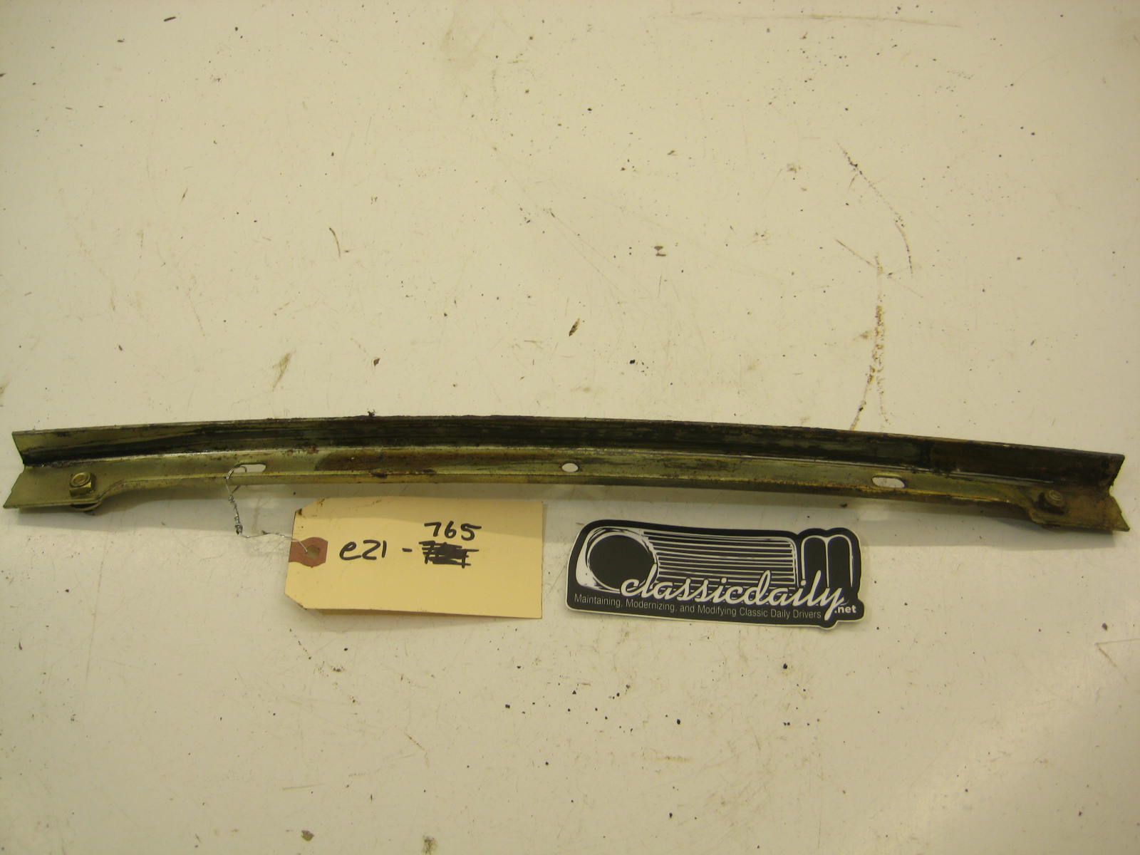 bmw e21 320 passenger right door window track
