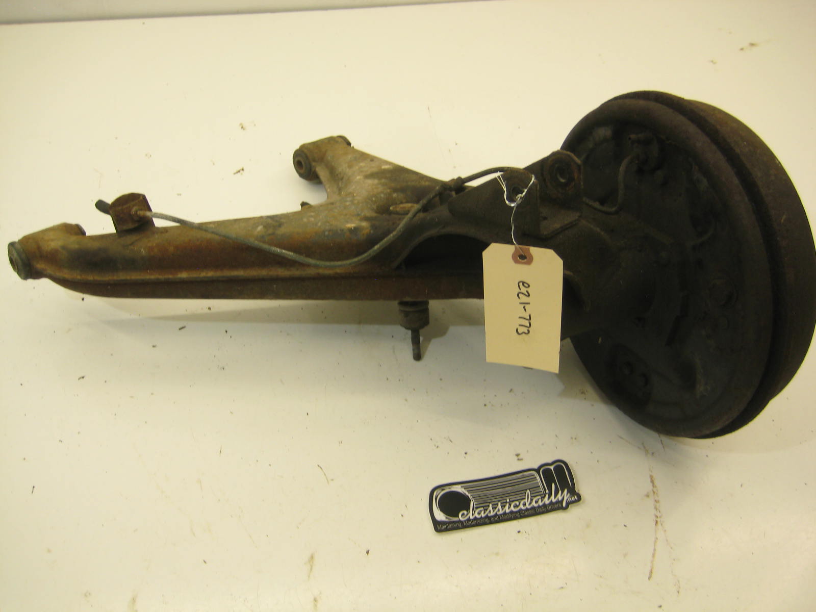 bmw e21 320 passenger right rear trailing arm