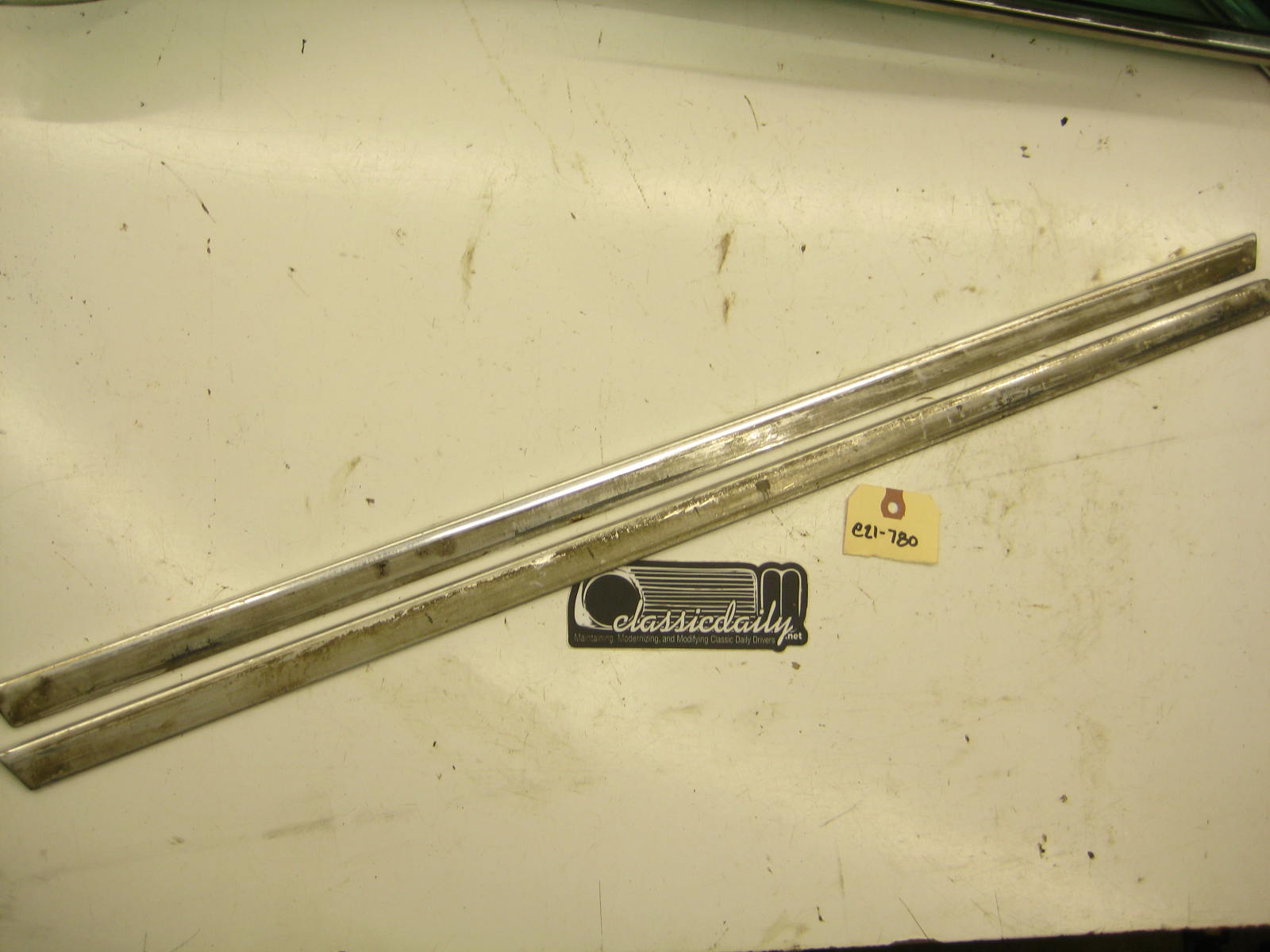 bmw e21 320 popout window trim