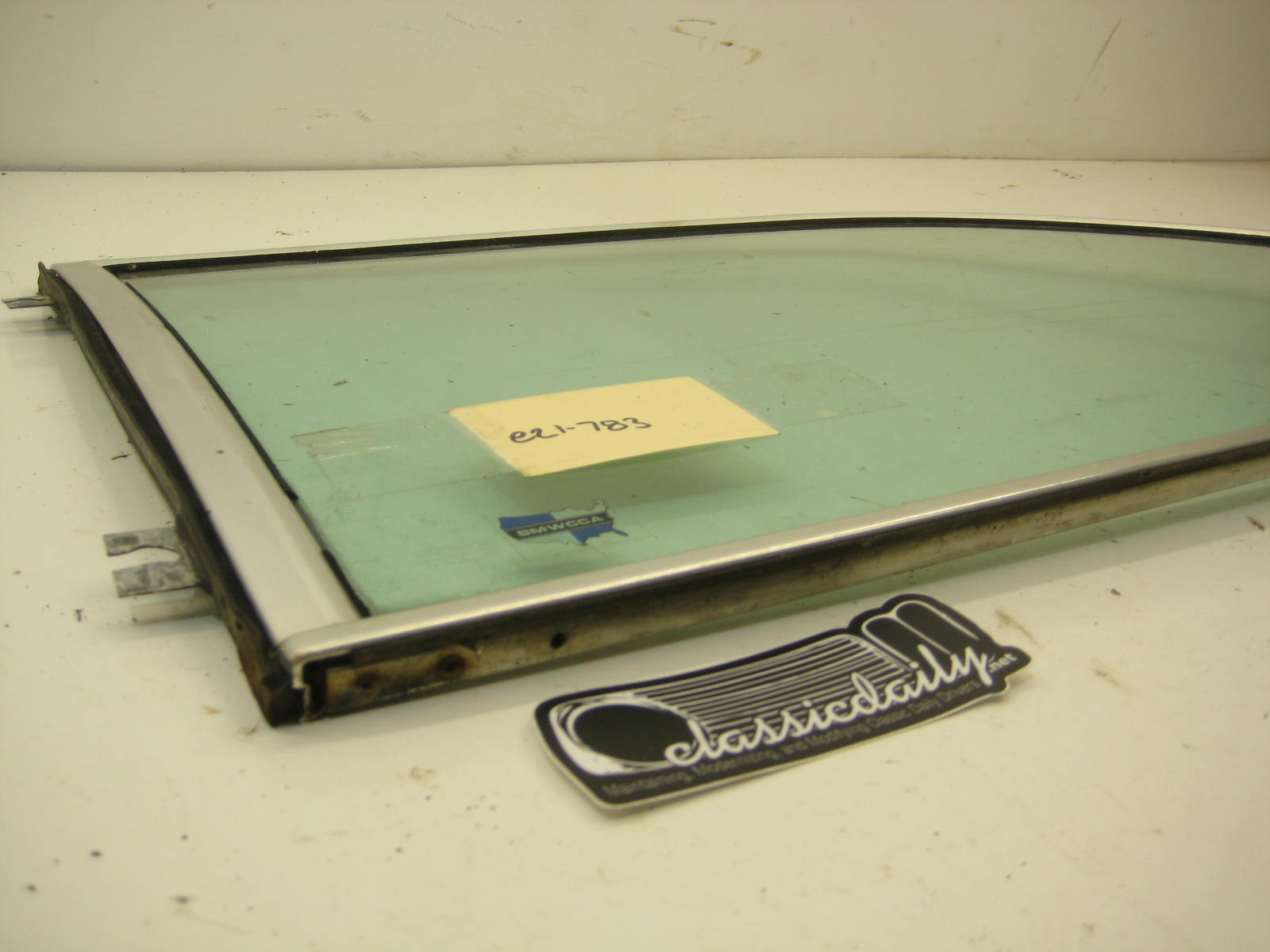 bmw e21 320 driver left popout window