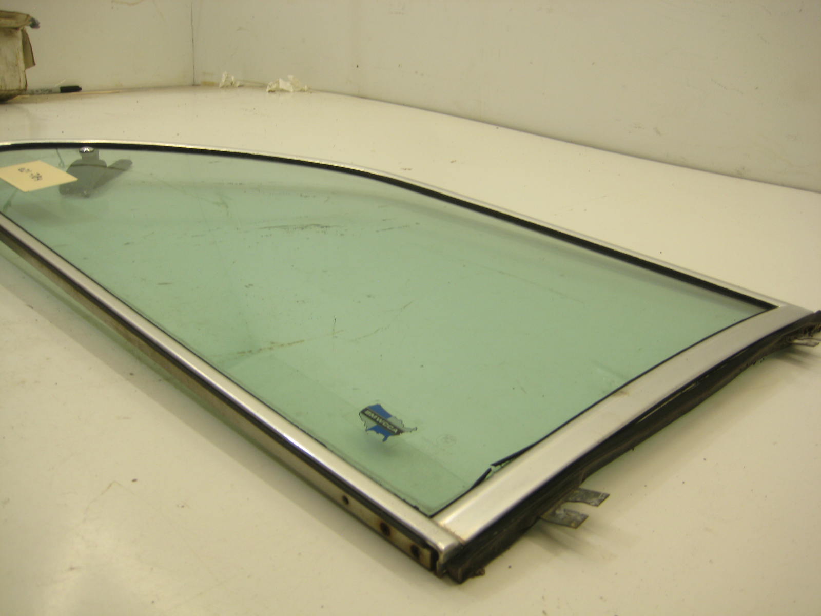 bmw e21 320 passenger right popout window
