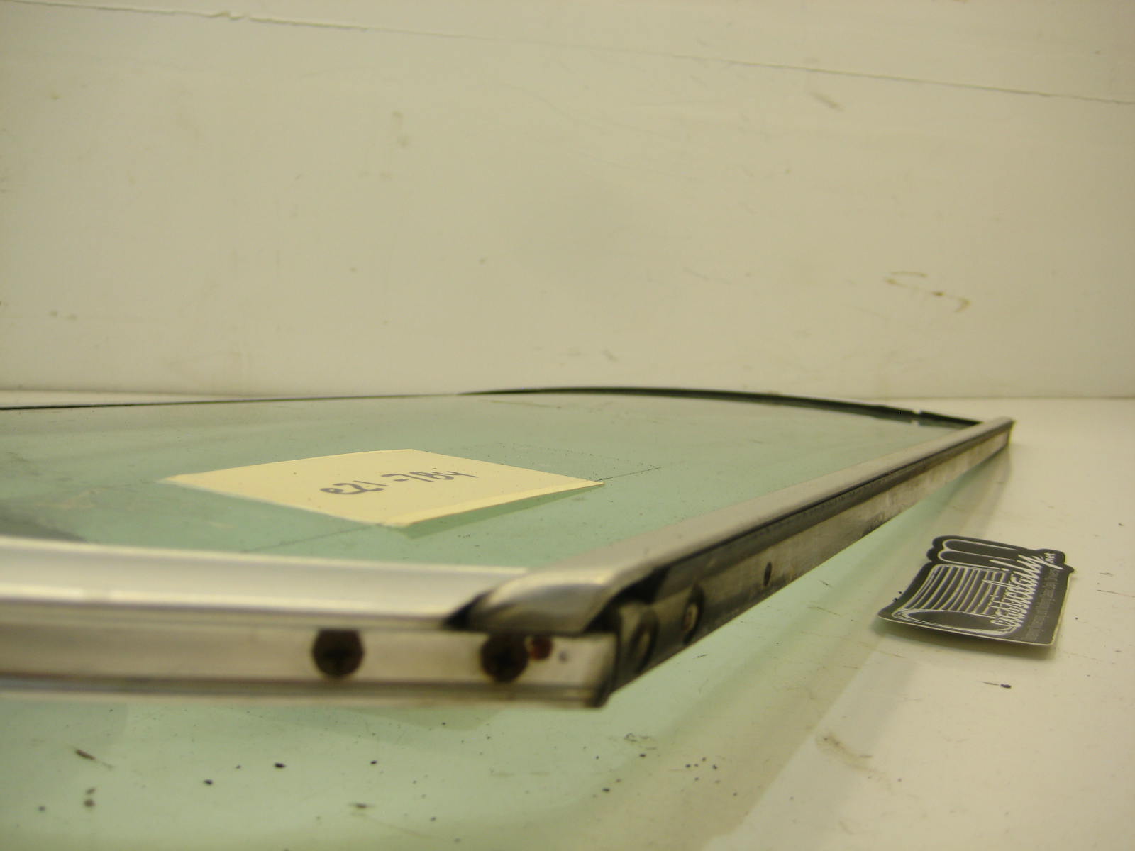 bmw e21 320 passenger right popout window