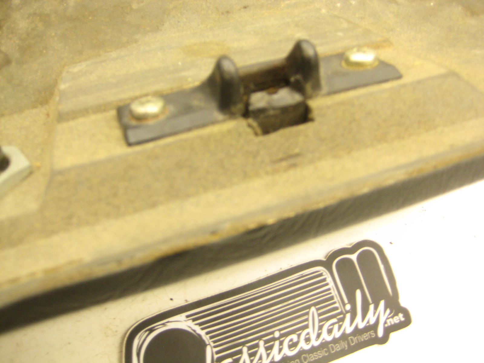 bmw e21 320 glovebox
