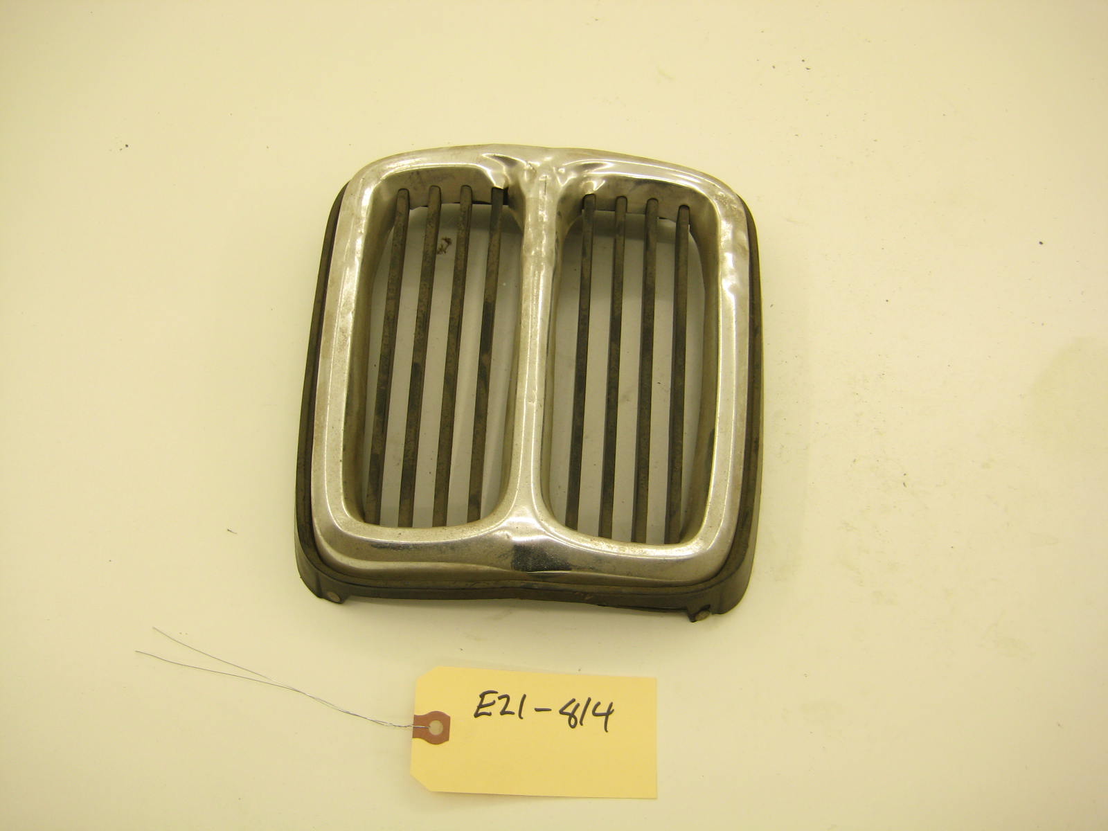 bmw e21 320 center grill