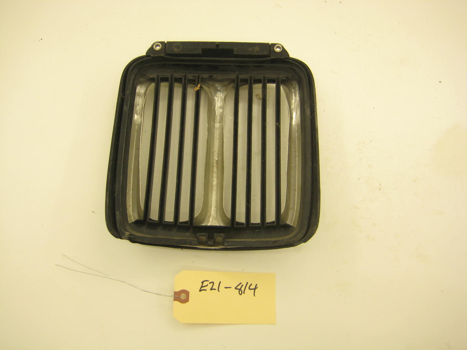 bmw e21 320 center grill