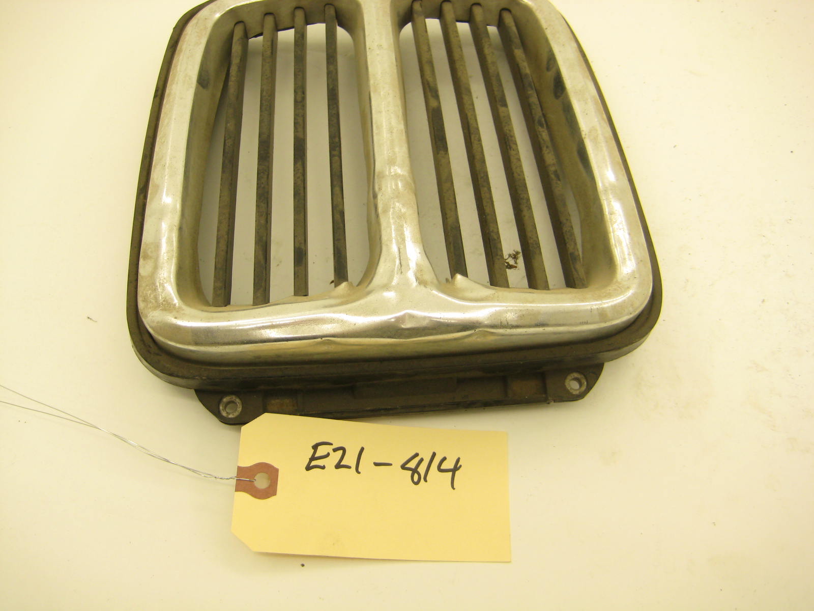 bmw e21 320 center grill
