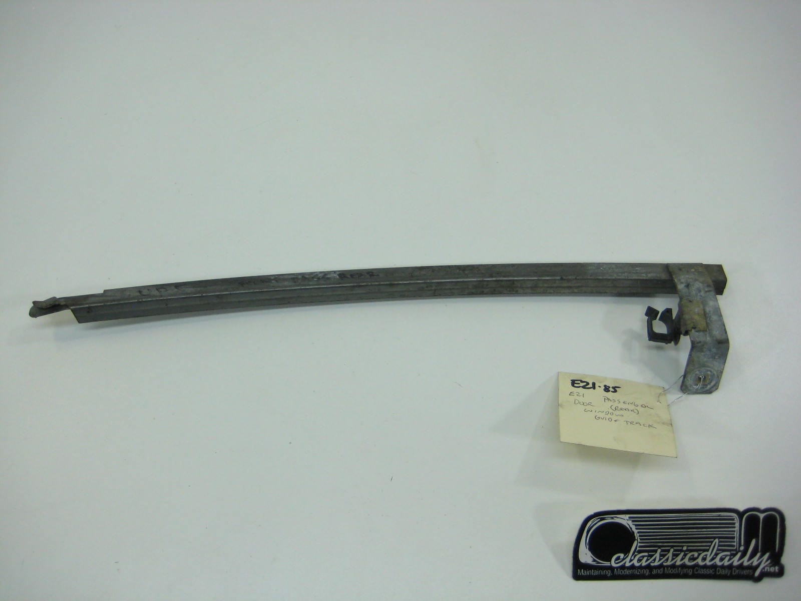 bmw e21 320 passenger rear door window guide and track
