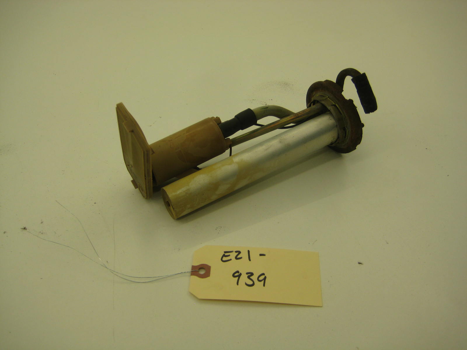BMW E30 318 325 Early Fuel Pump And Level Sender