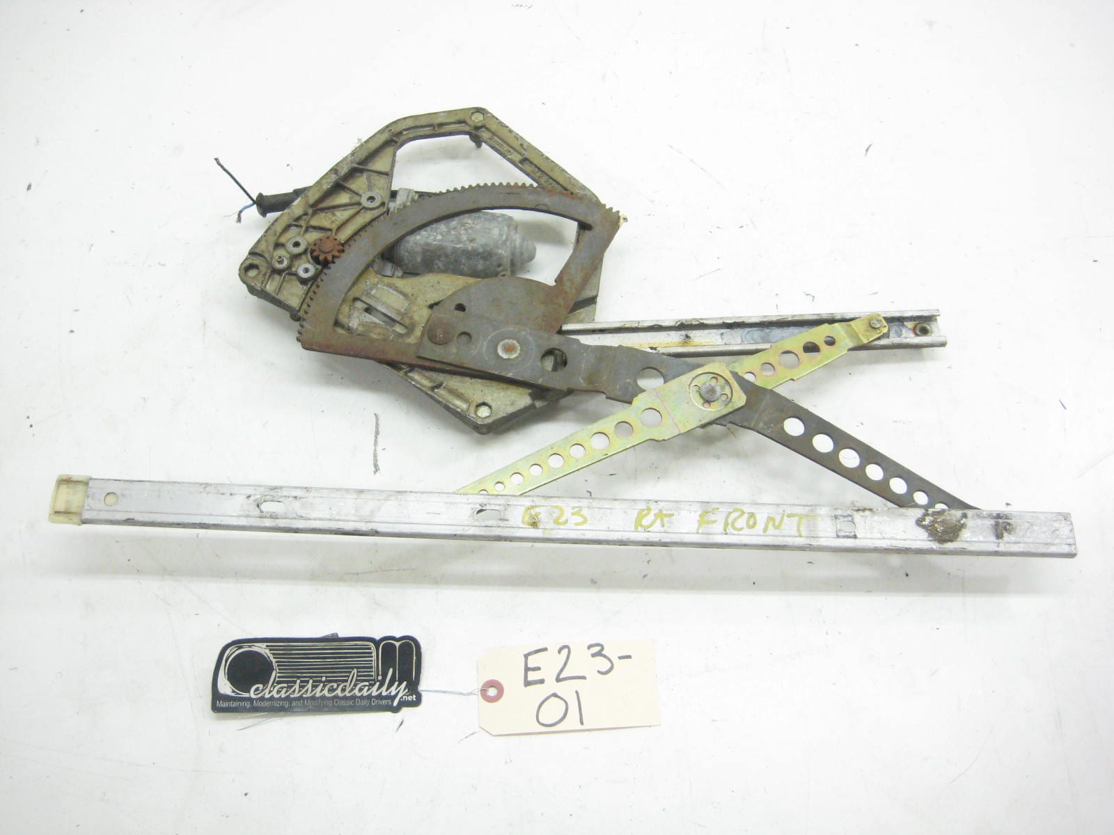 bmw 735 733 e23 right front window regulator with motor