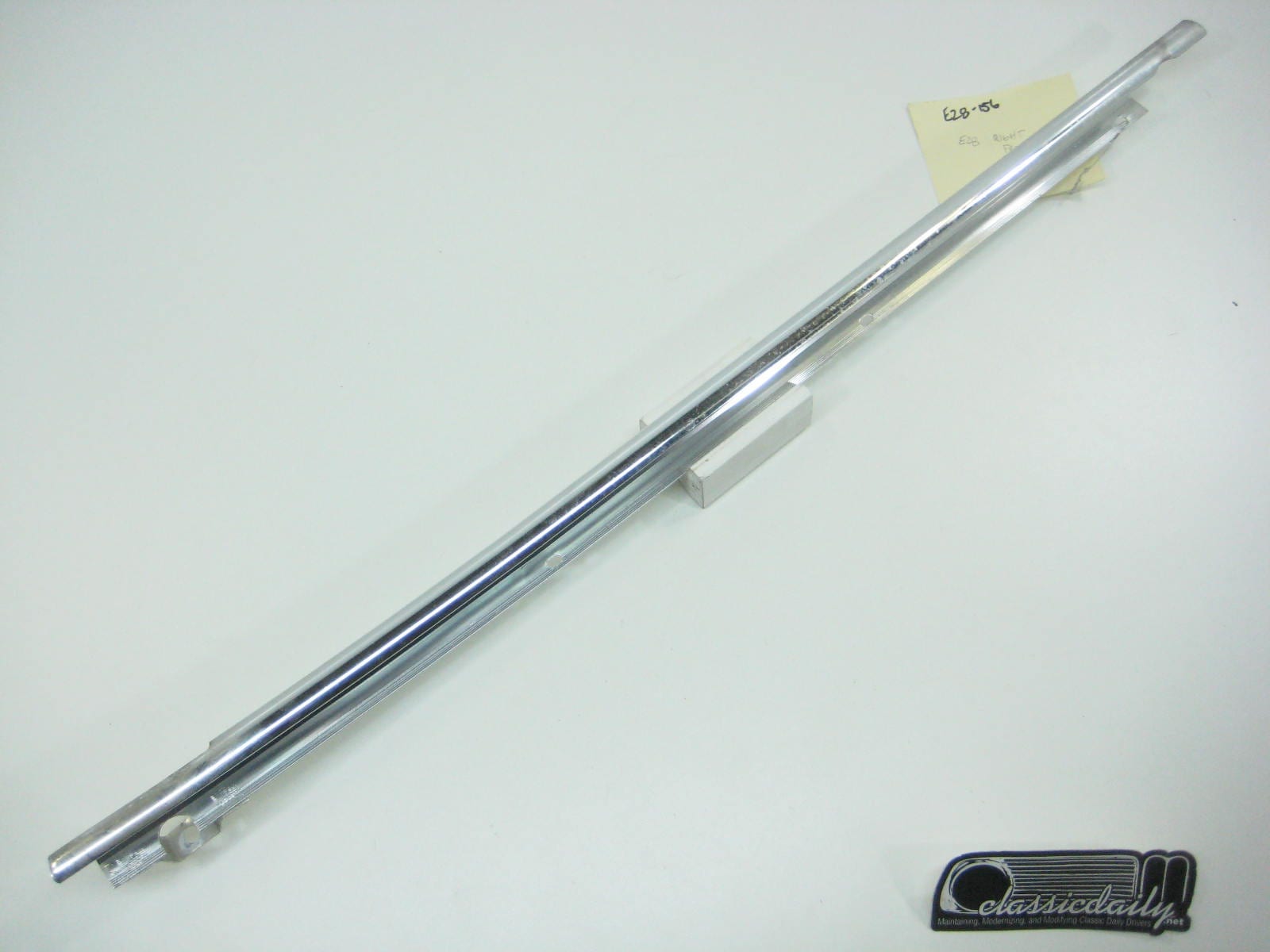 bmw e28 535 528e exterior right front door trim chrome