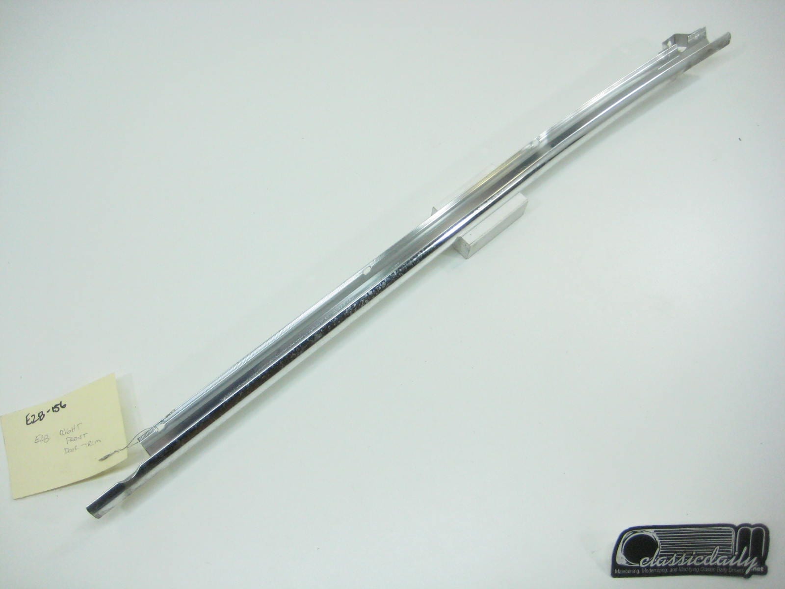 bmw e28 535 528e exterior right front door trim chrome
