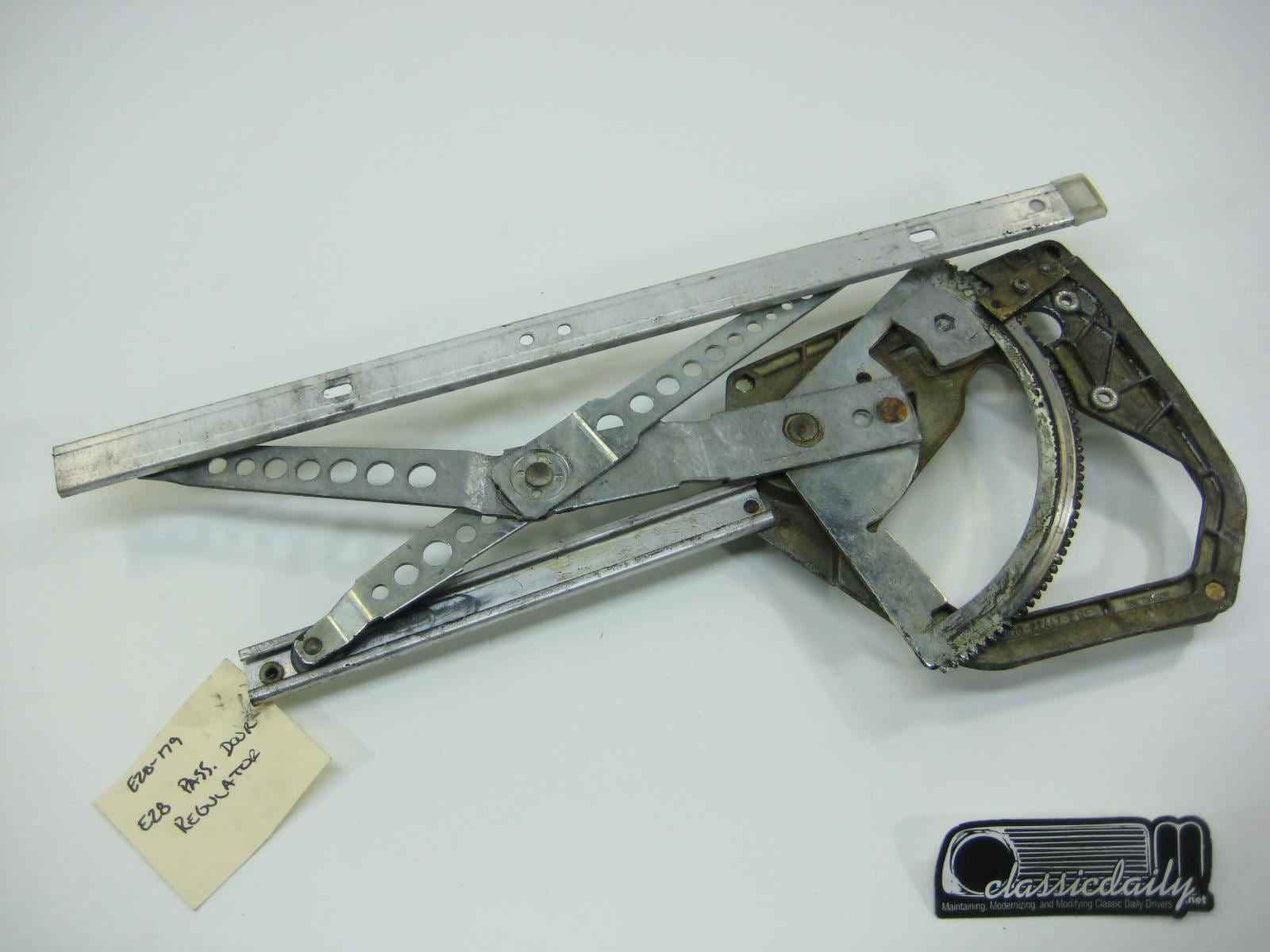 bmw e28 5 series passenger front window regulator no motor