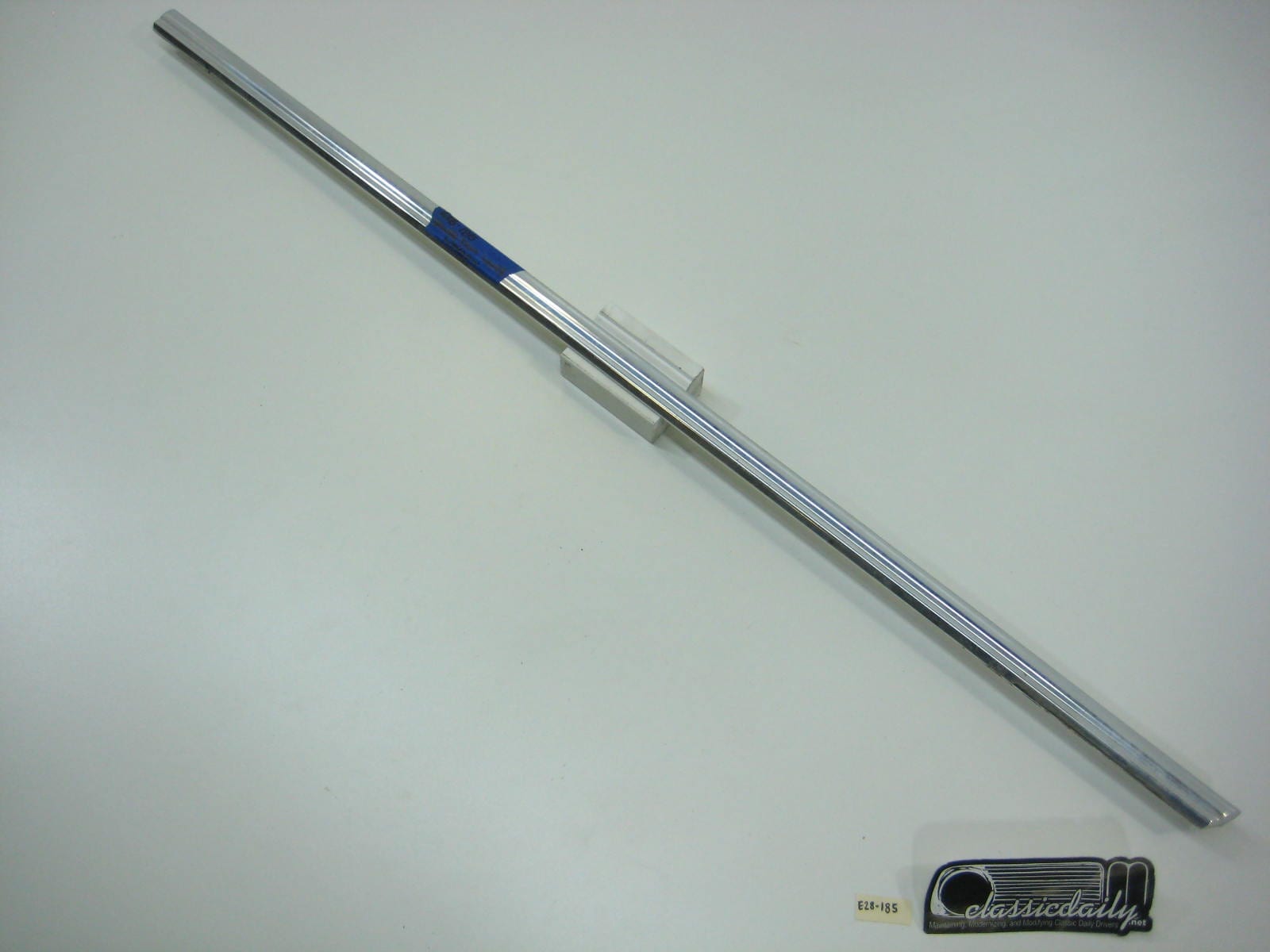 bmw e28 535 528e drivers side exterior chrome window trim