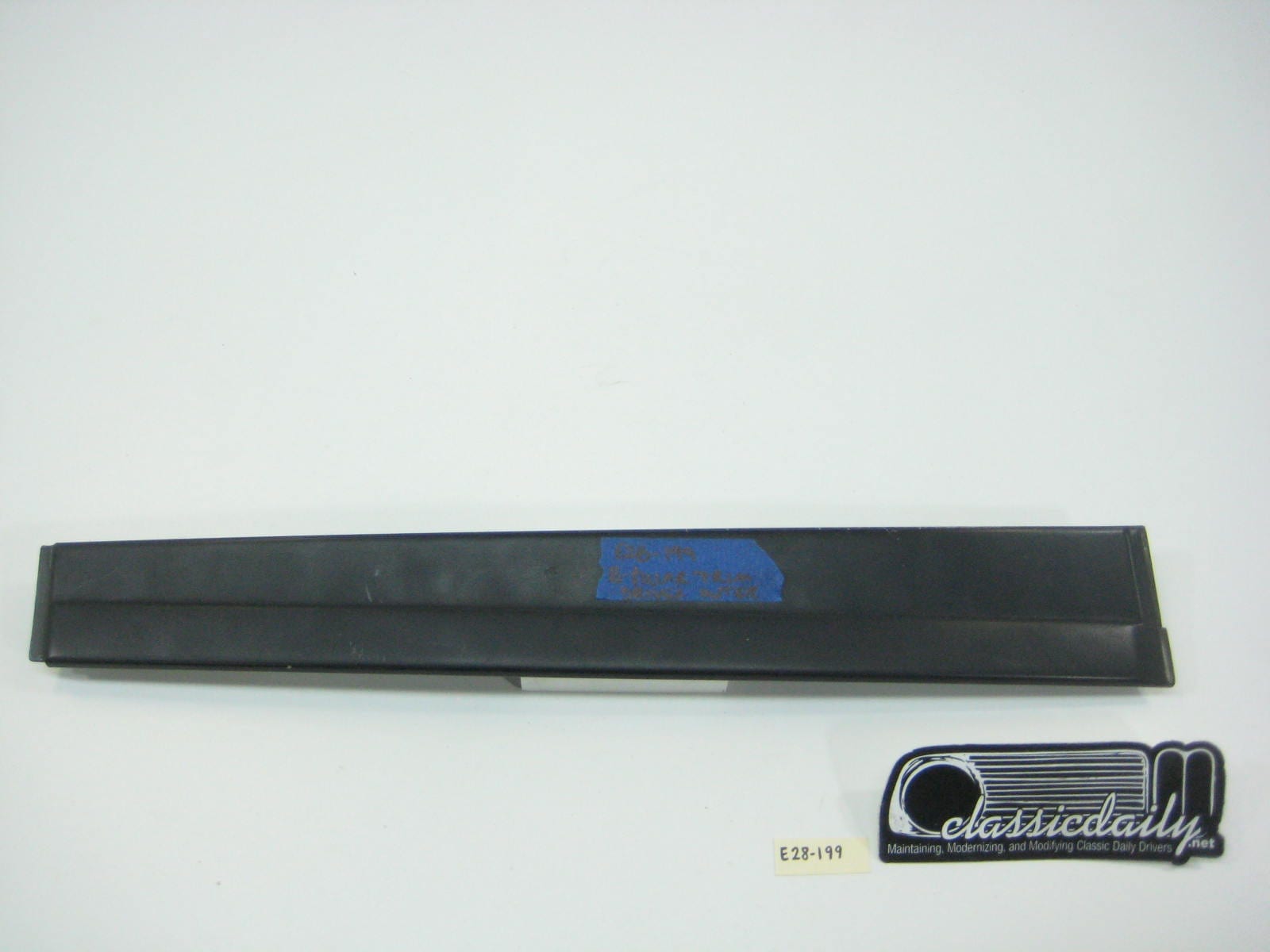 bmw e28 535 528e exterior drivers side black b pillar trim