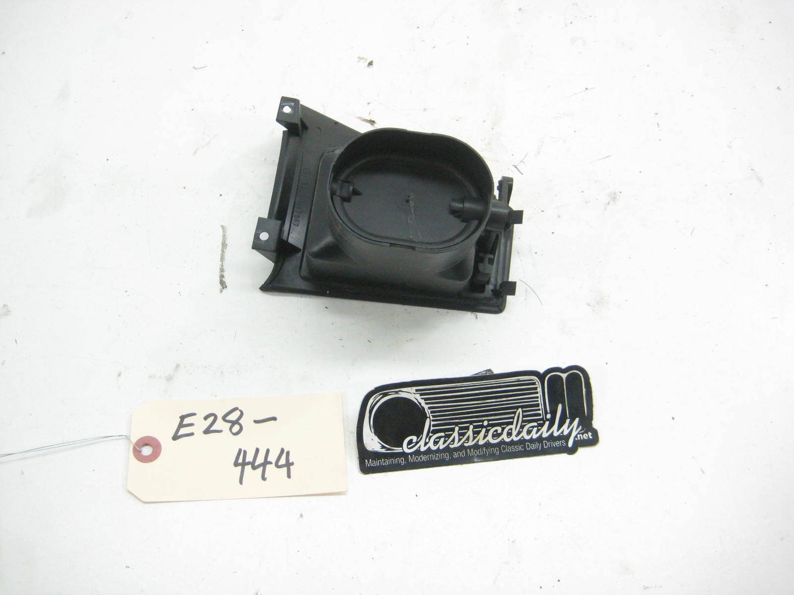 bmw e28 535 535is 528e driver side dash vent