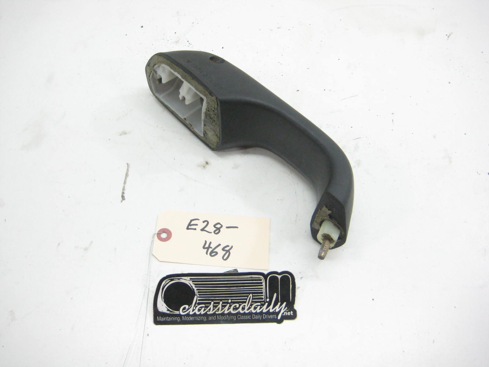 bmw e28 535 535is 528e drivers side rear interior door pull black