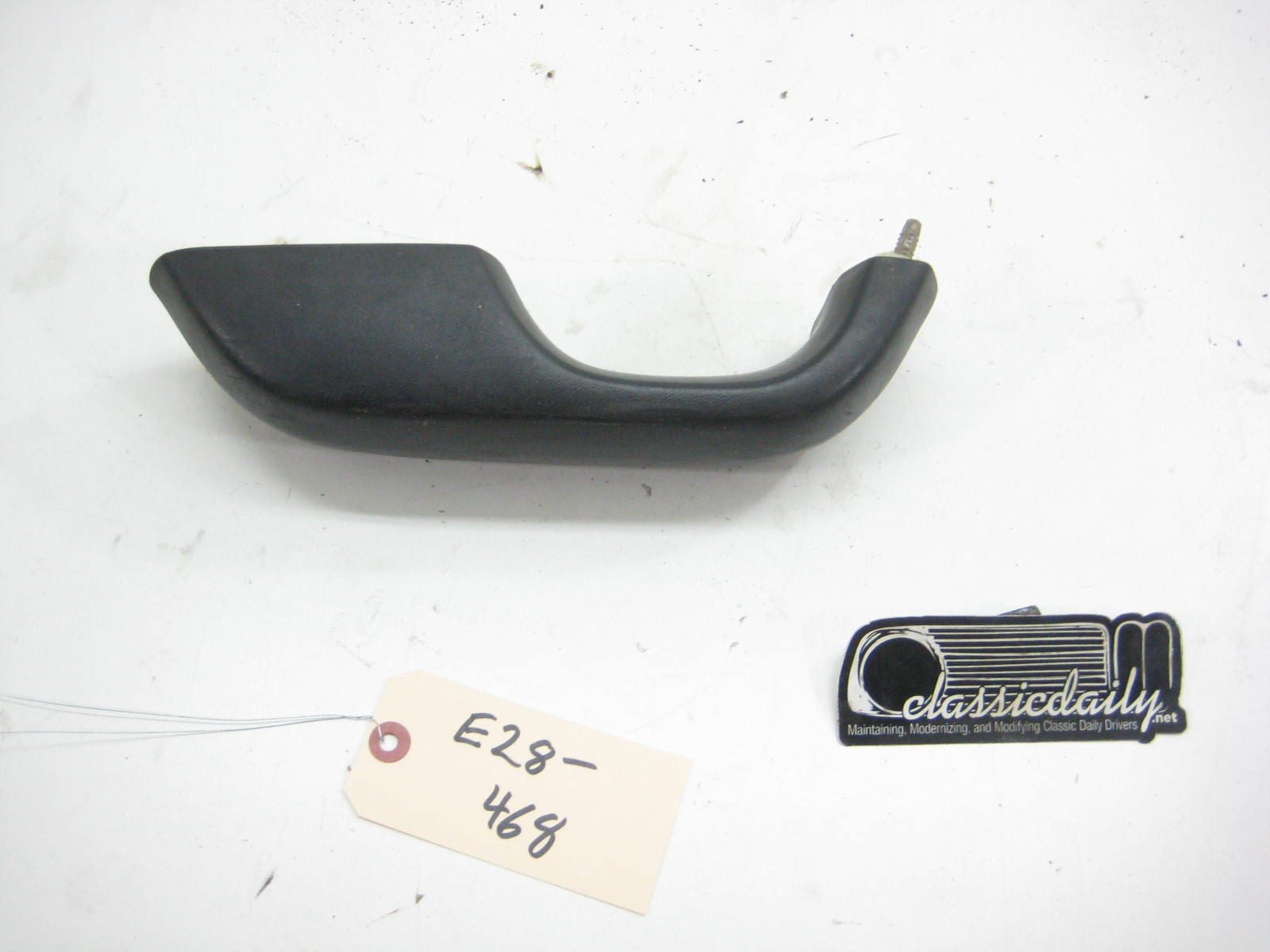 bmw e28 535 535is 528e drivers side rear interior door pull black