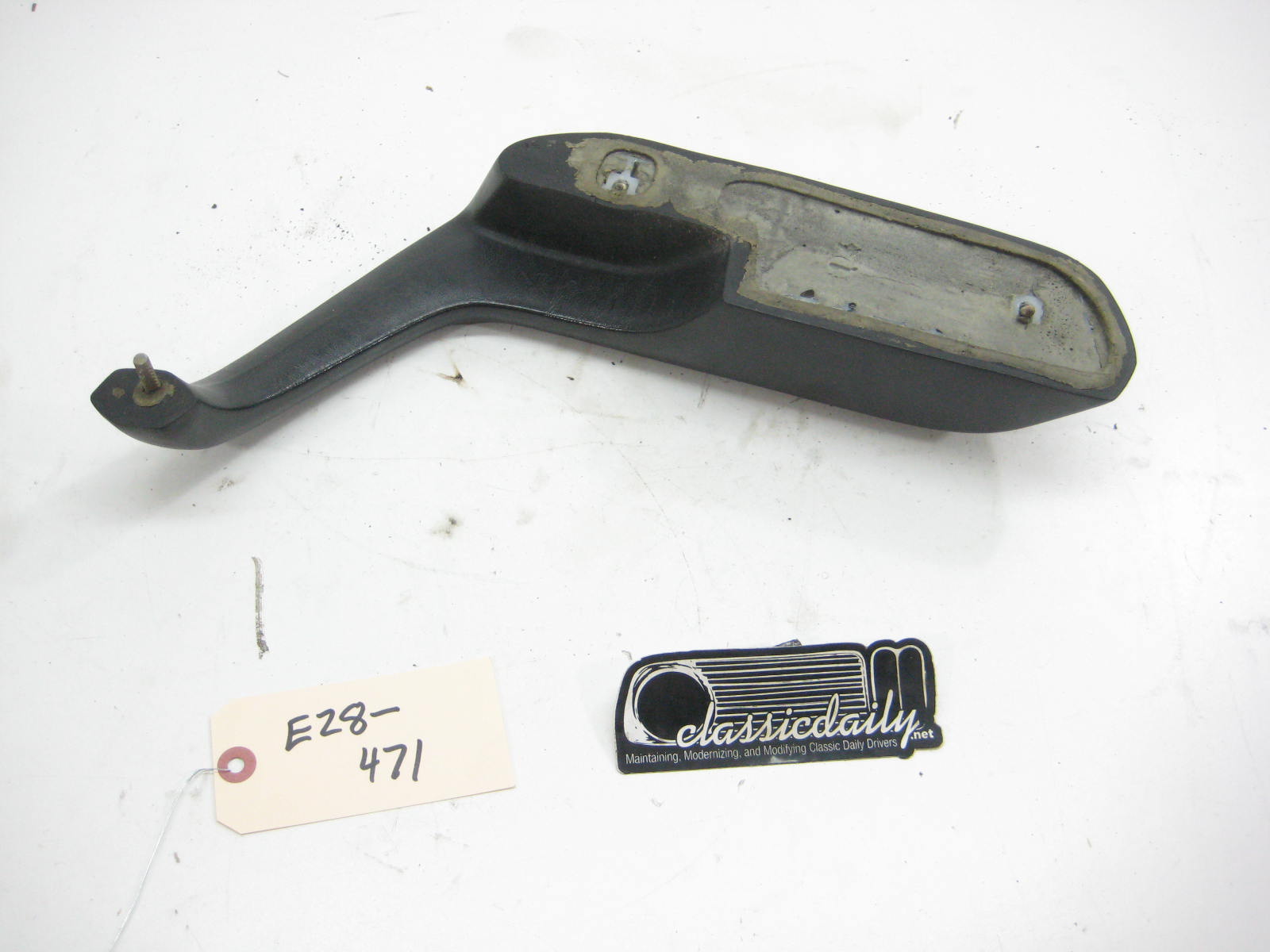 bmw e28 535 535is 528e passenger side door pull interior front black