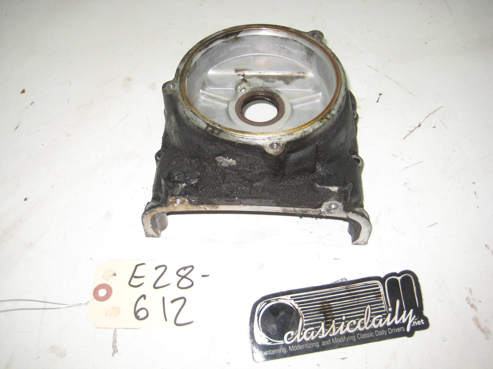 bmw e28 535 535is 528e m30b34 upper timing chain cover