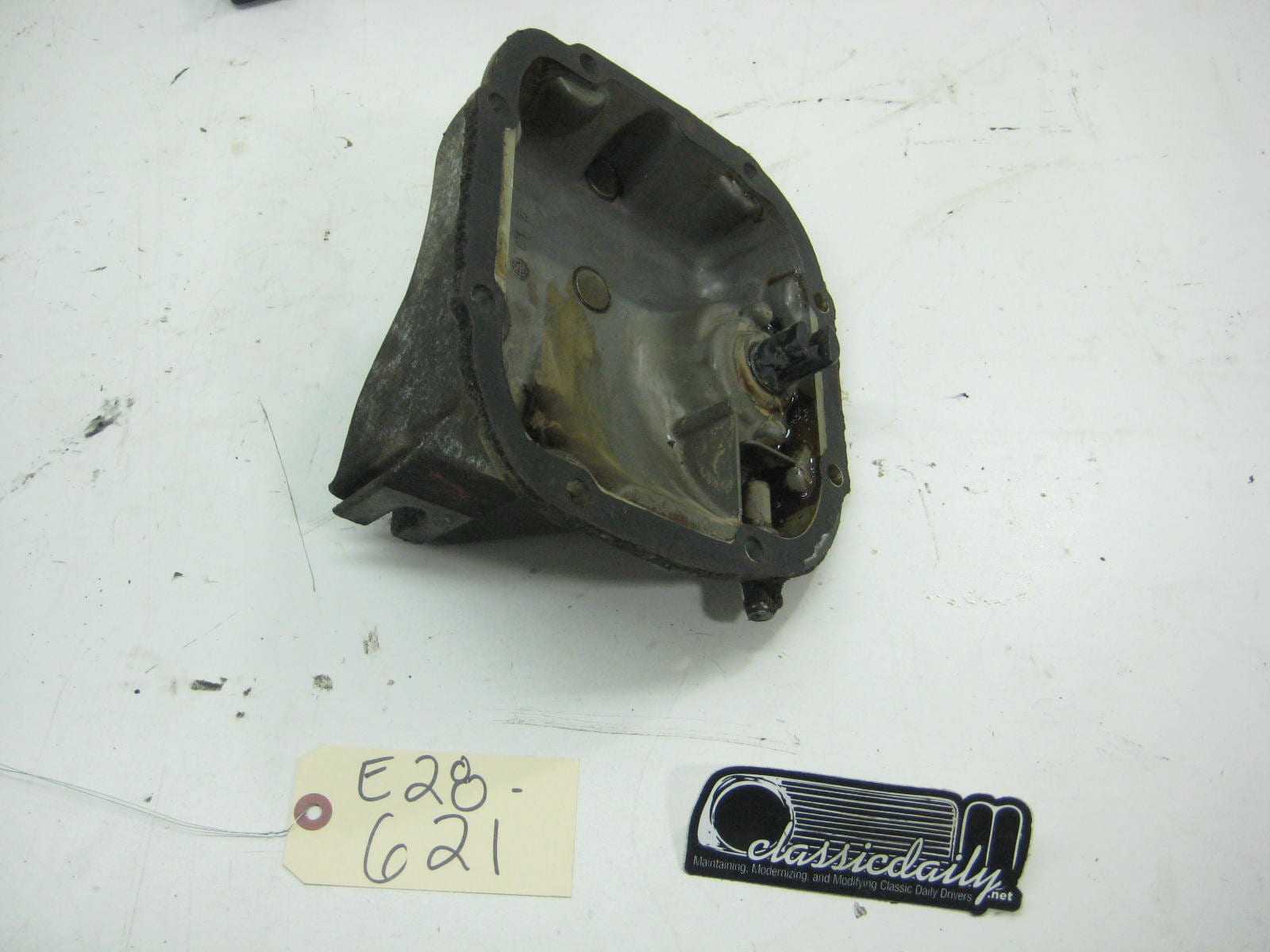 bmw e28 535 535is 528e differential cover
