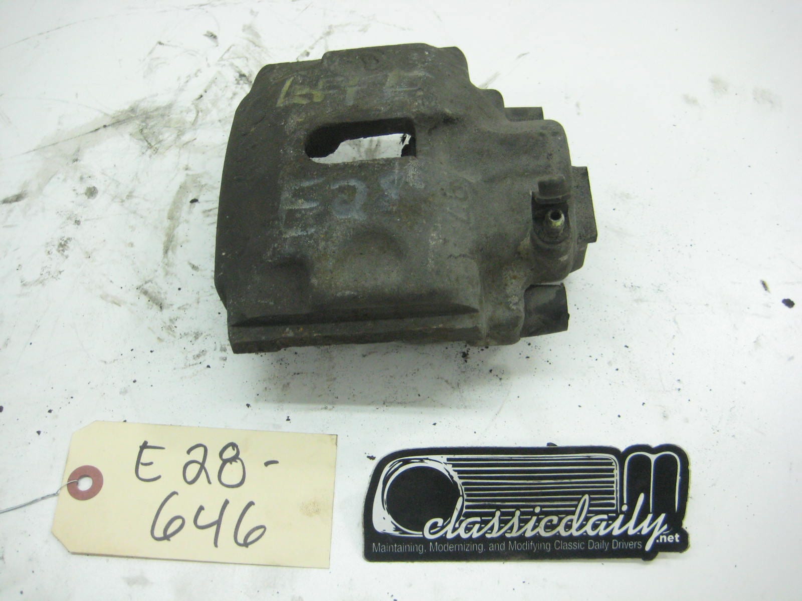 bmw e28 535 535is 528e brake caliper driver front
