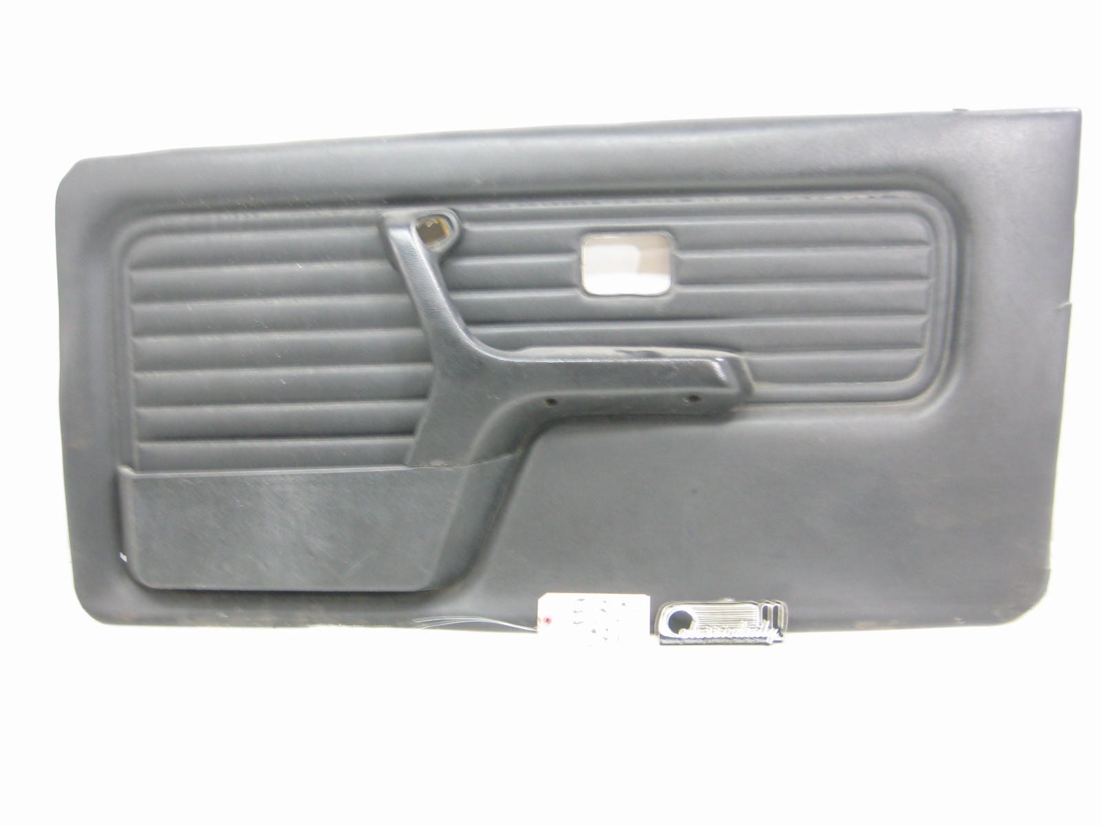 bmw e30 325 318 passenger side black coupe convertible door card