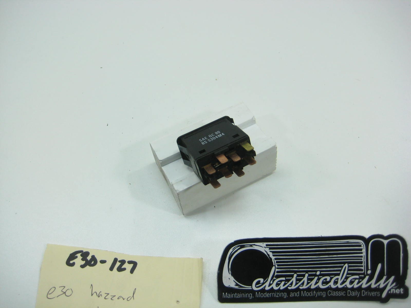 e30 e28 318 325 528 535 hazzard switch