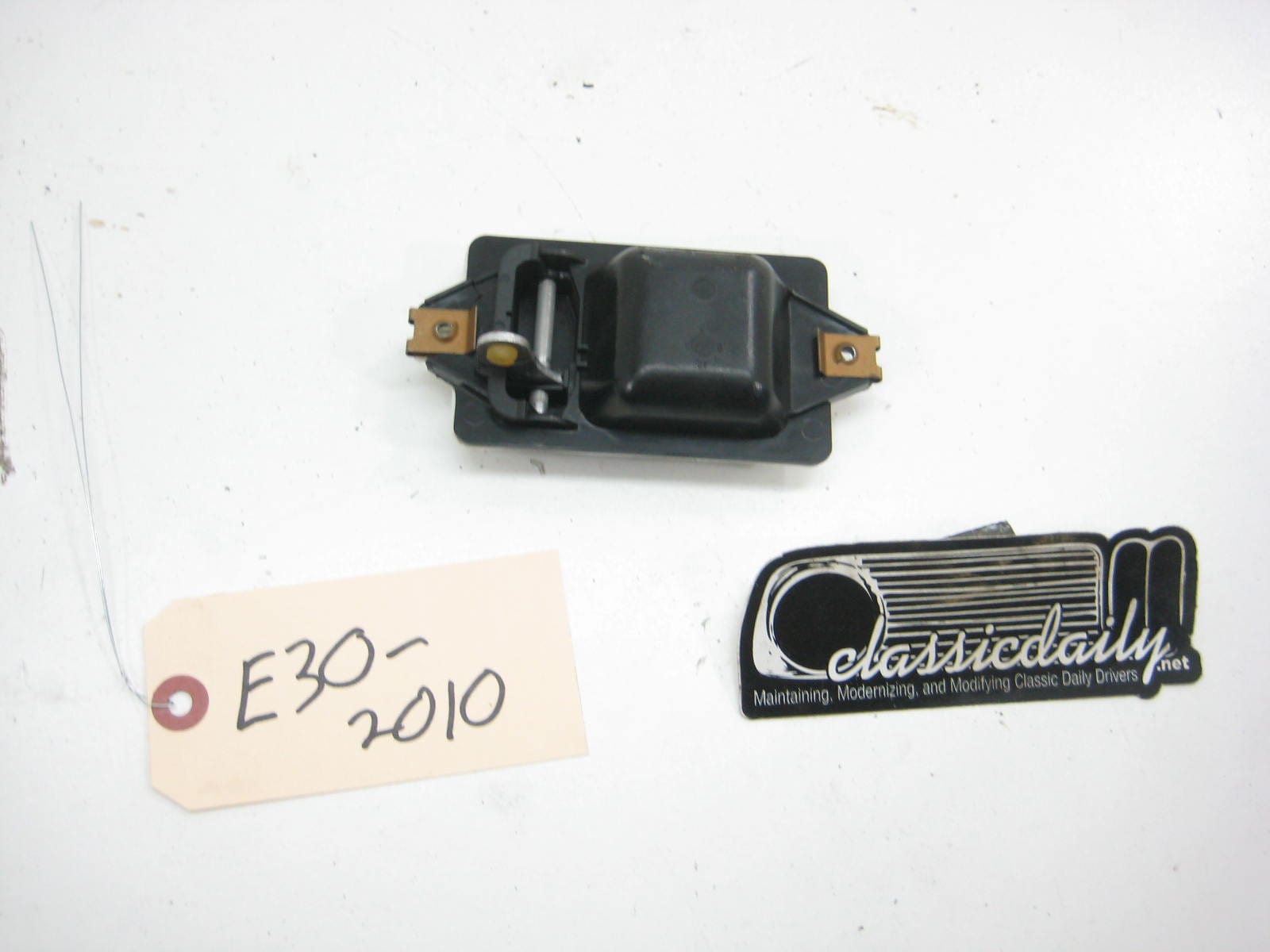 bmw e30 325 318 pass side door pull interior