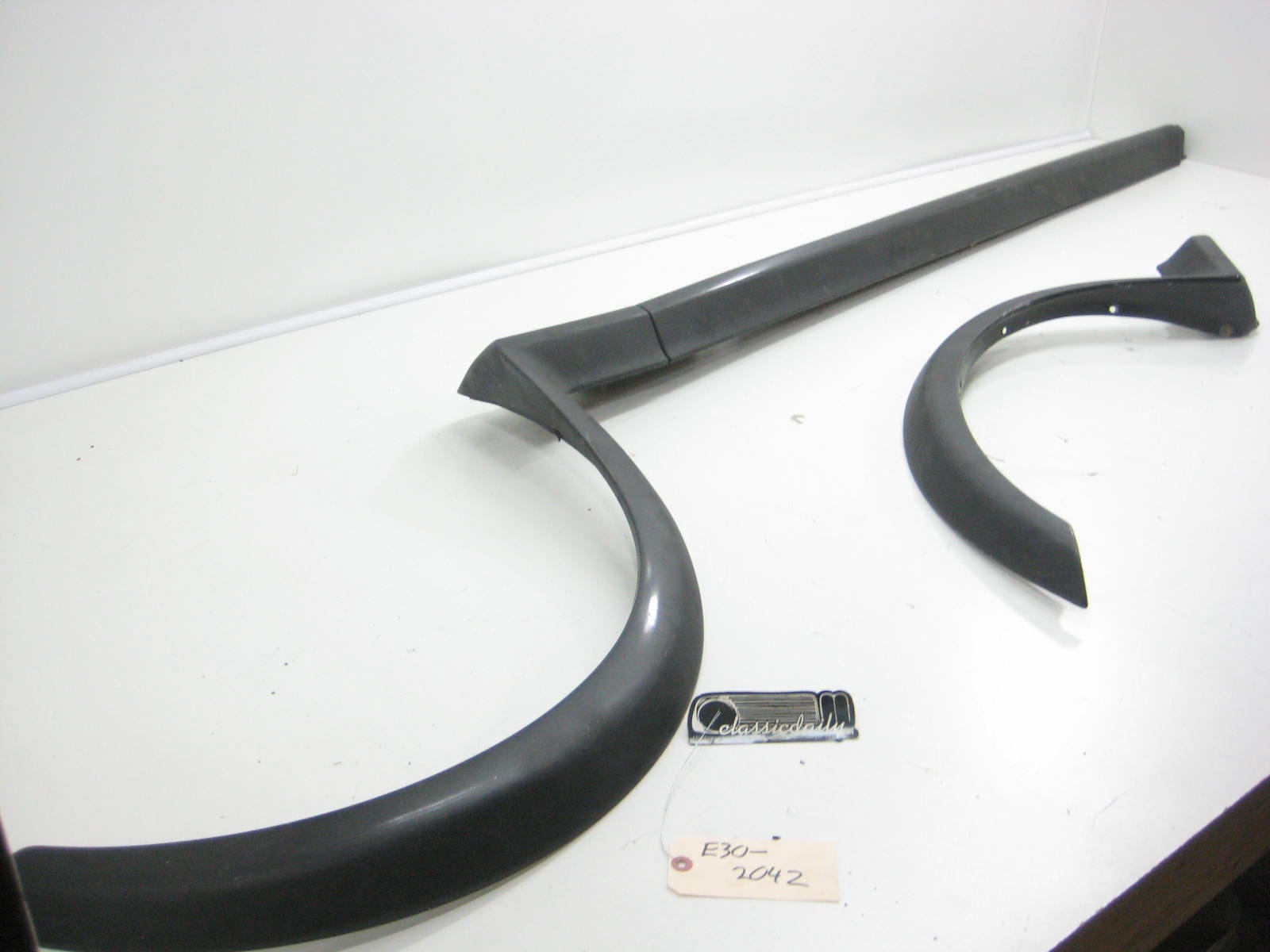 bmw e30 325 318 325ix passenger side lower trim kit 3 pc