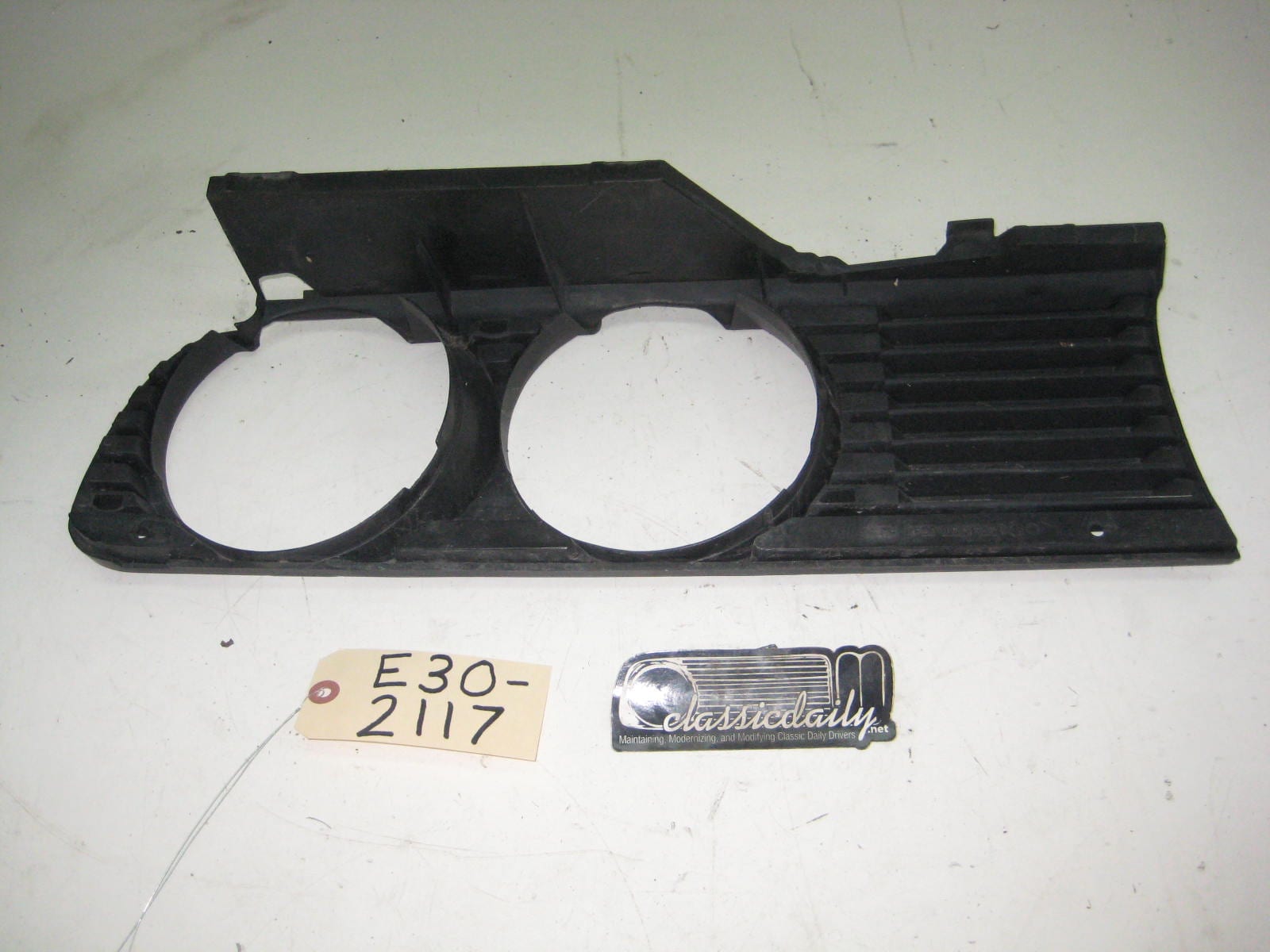 bmw e30 325 318 drivers side front grill 2