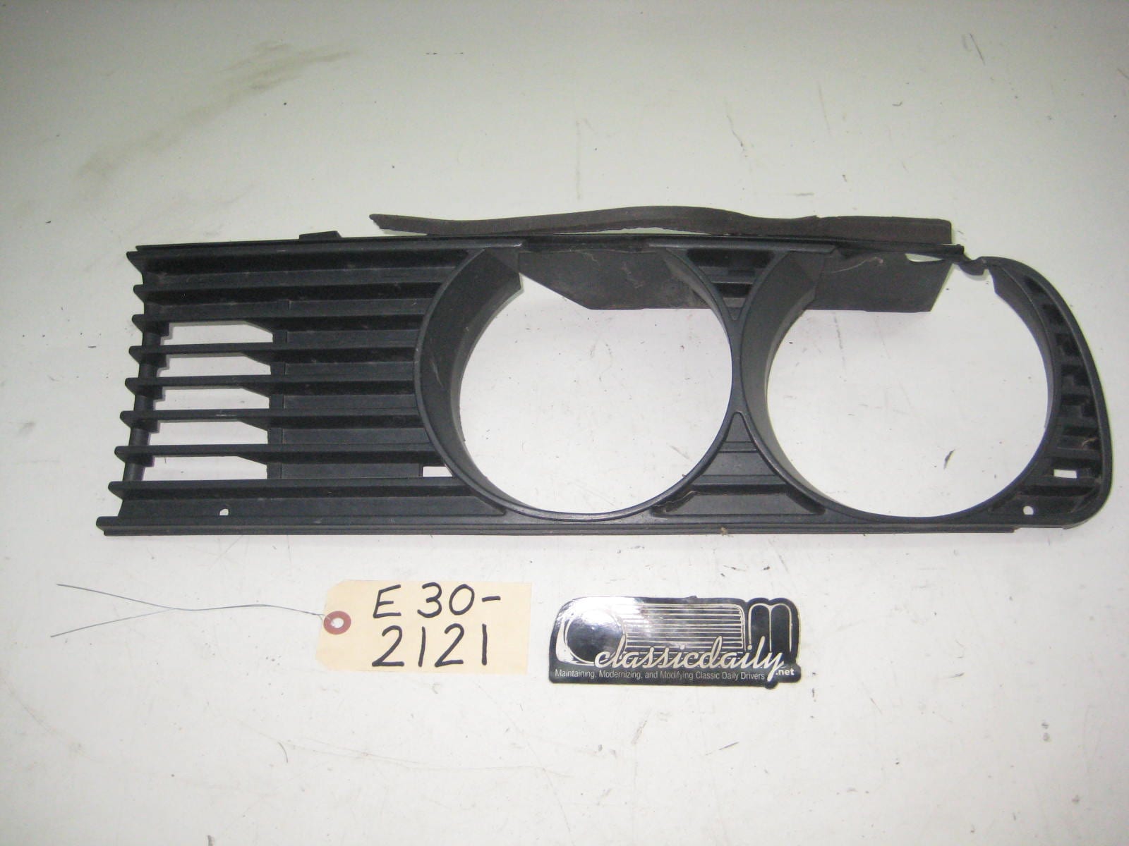 bmw e30 325 318 drivers side front grill 5