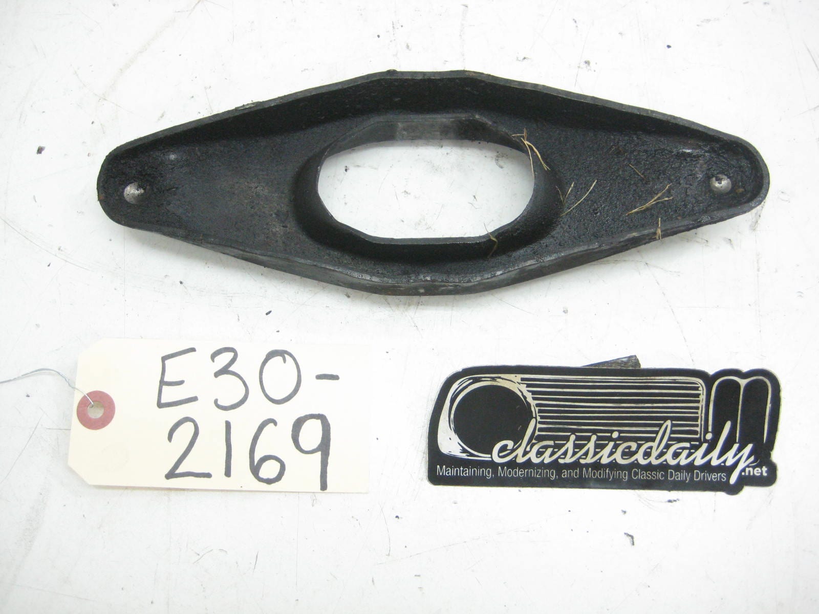 bmw e30 325 318 throwout bearing fork 3
