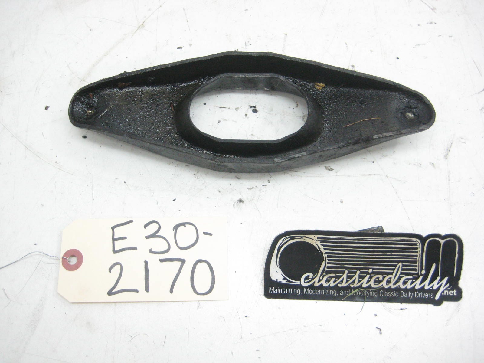 bmw e30 325 318 throwout bearing fork 4
