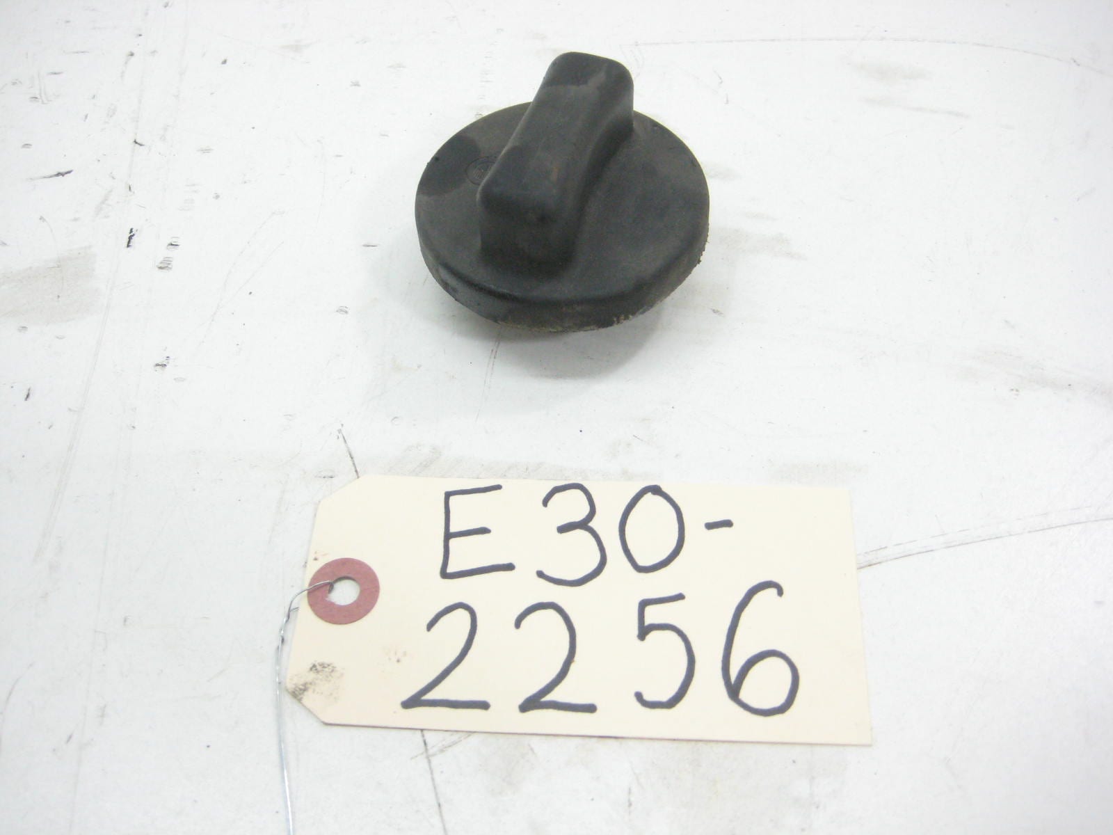 bmw e30 325 318 gas fuel cap